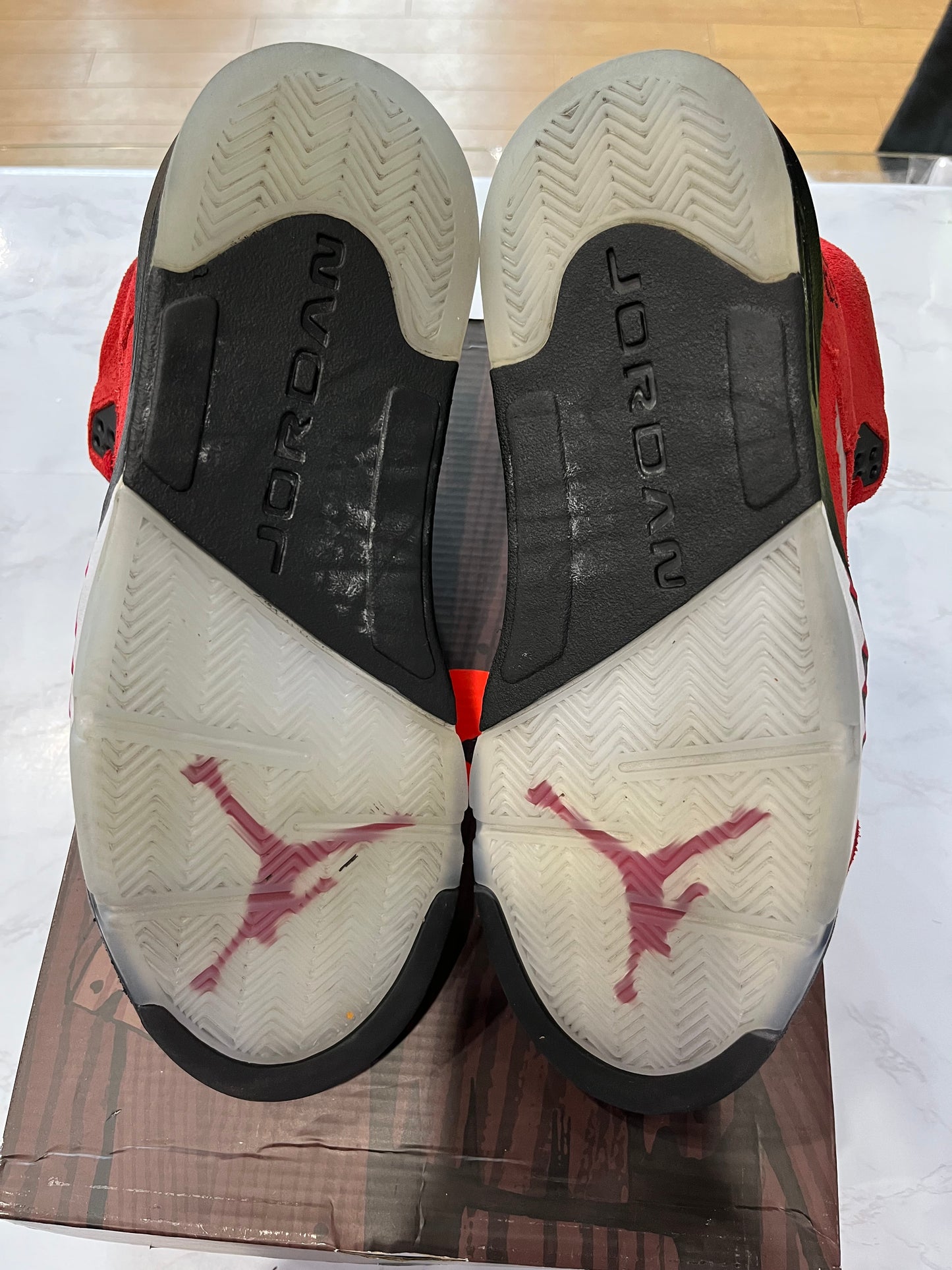 Jordan 5 Retro Raging Bull PRE-OWNED