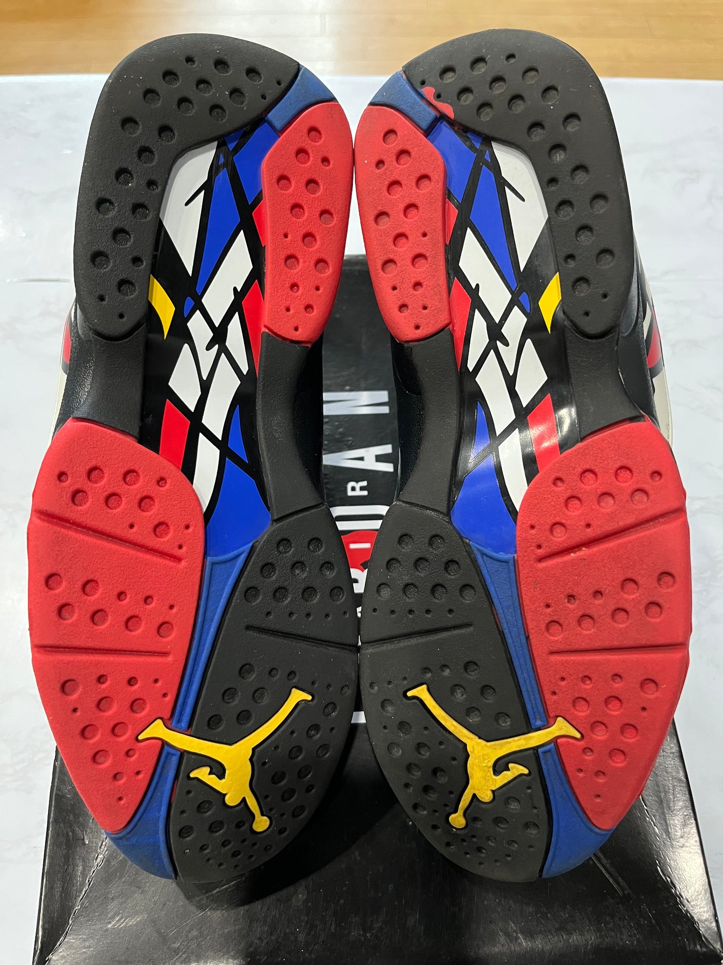 Jordan 8 Retro Playoff 2023 PRE-OWNED