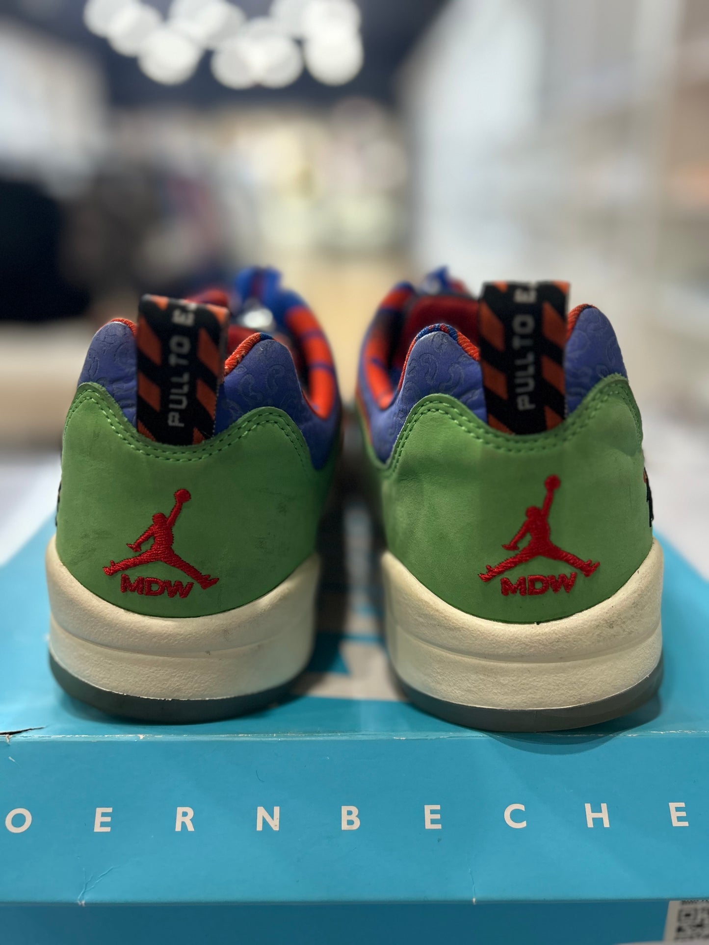 Jordan 5 Retro Low Doernbecher 2022 PRE-OWNED