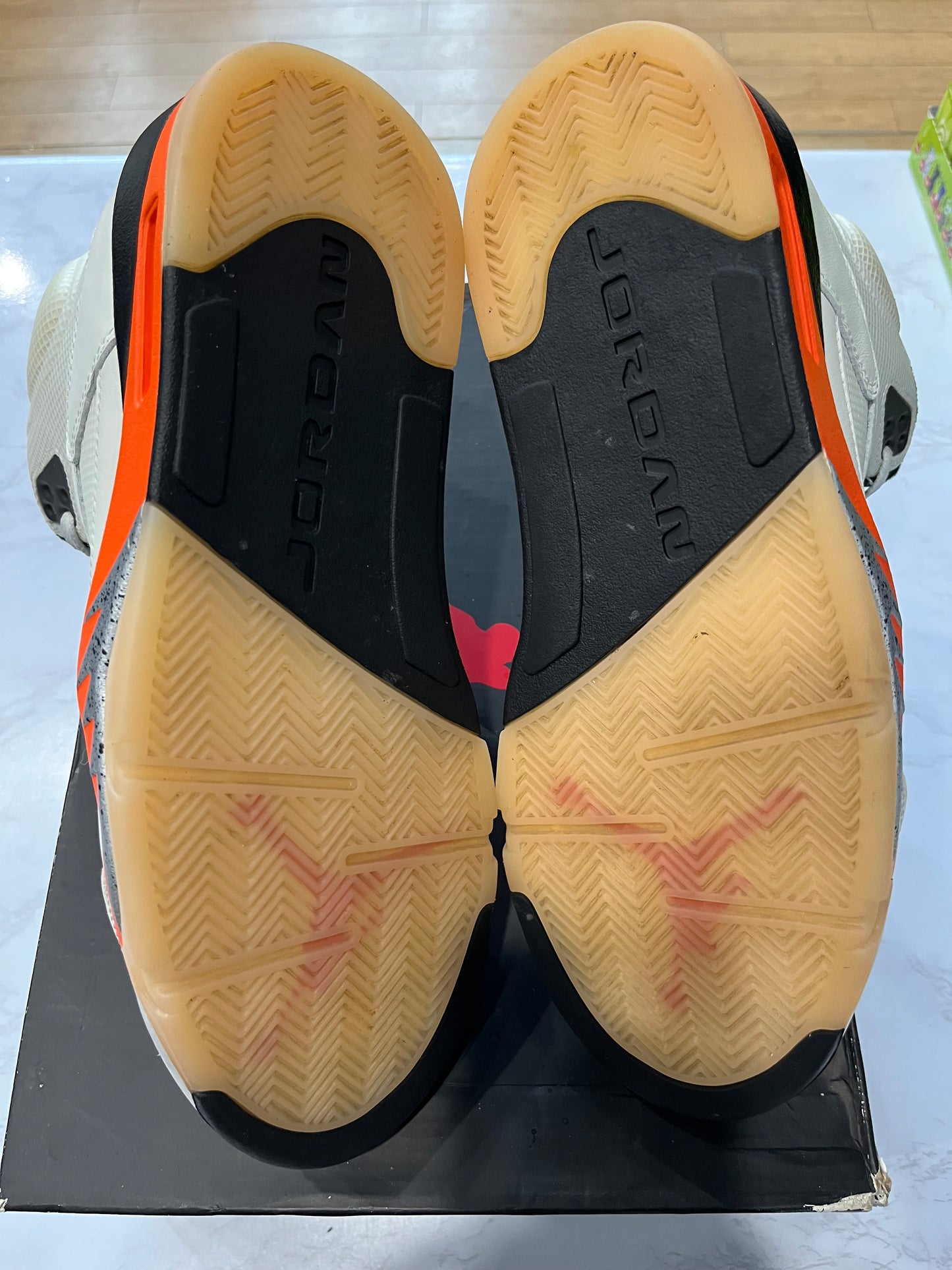 Jordan 5 Retro Shattered Backboard PRE-OWNED