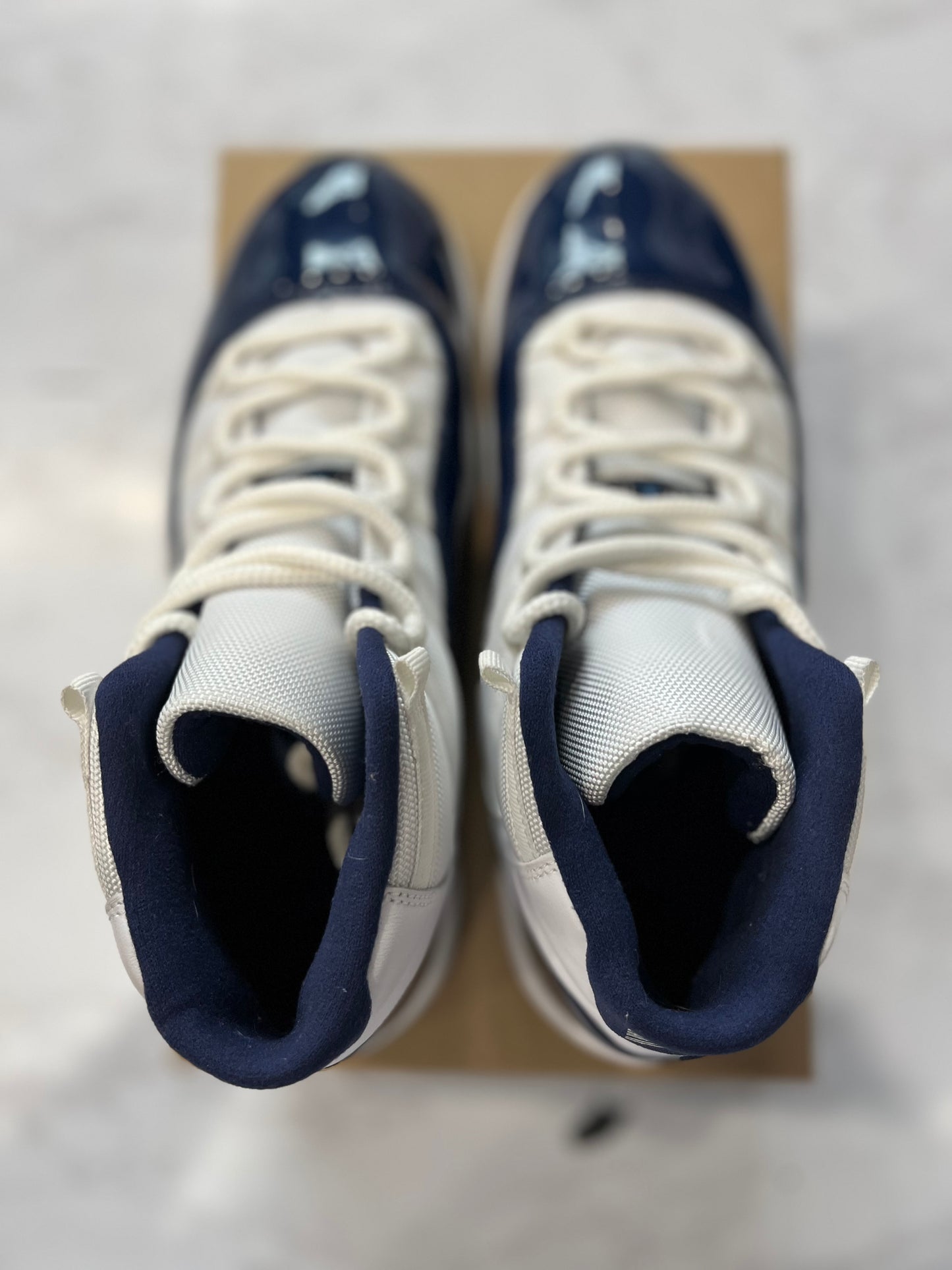 Jordan 11 win Like 82 PRE-OWNED