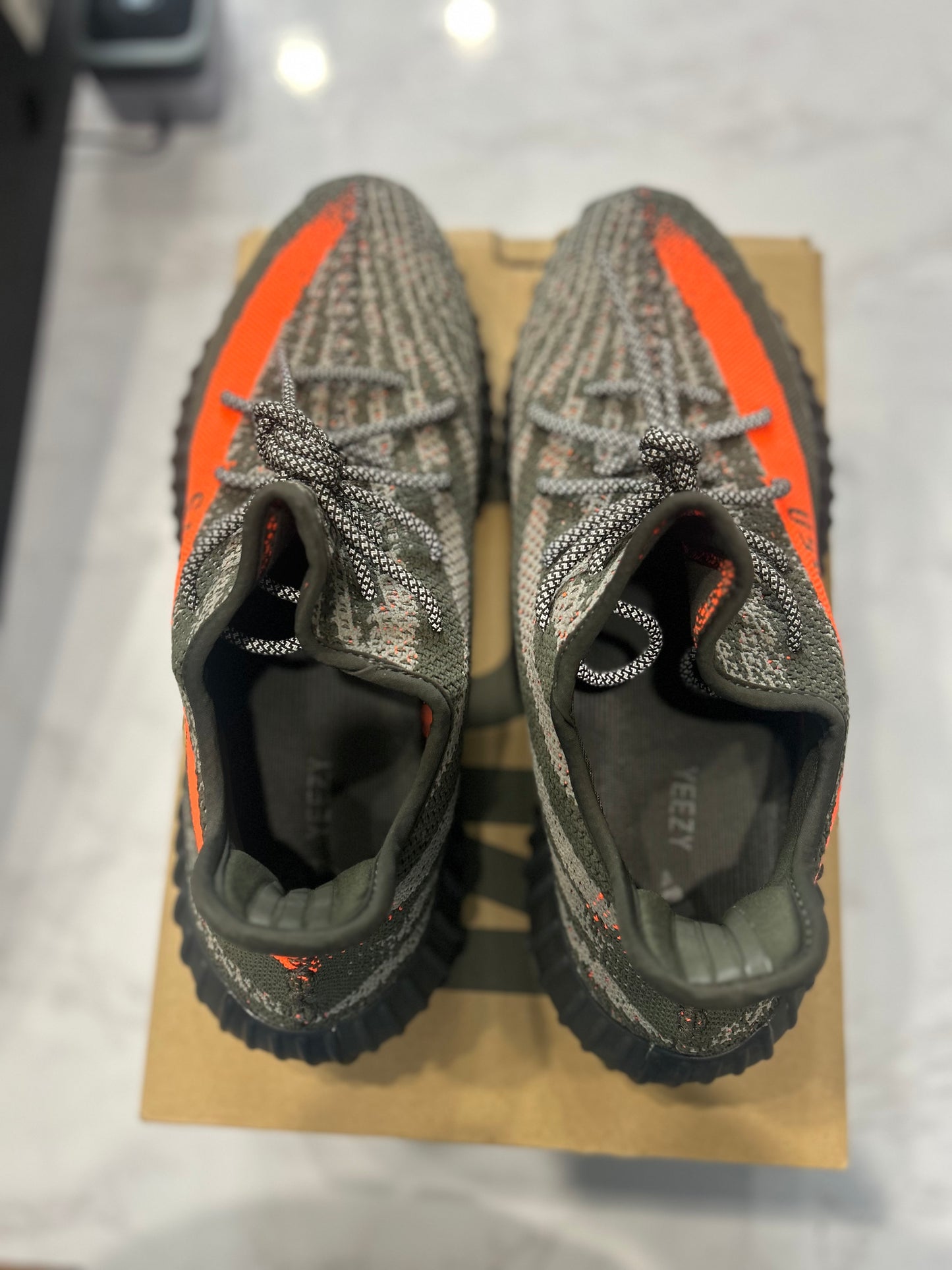 Yeezy Boost 350 V2 Carbon Beluga PRE-OWNED