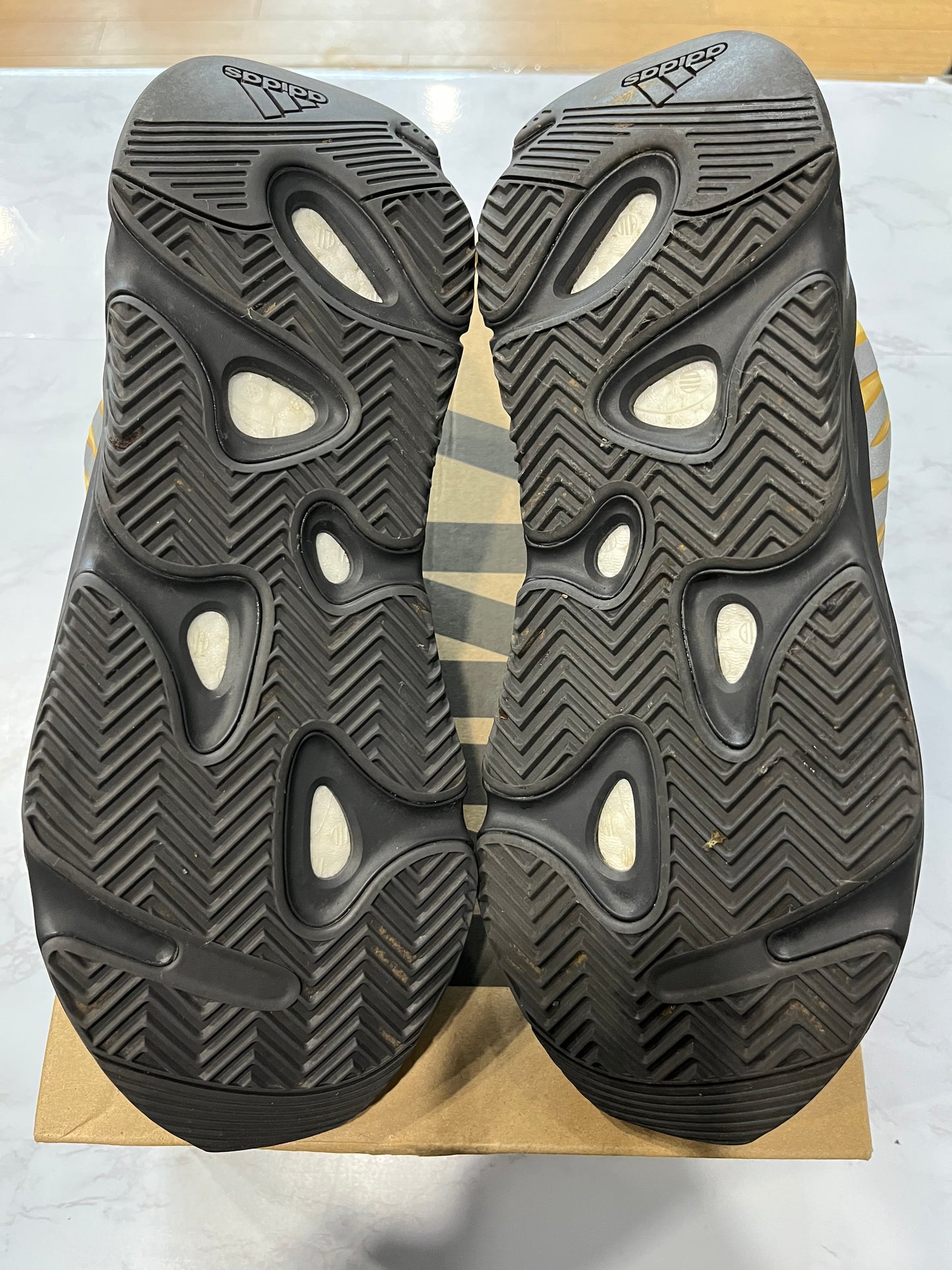 Yeezy Boost 700 MNVN Honey Flux PRE-OWNED