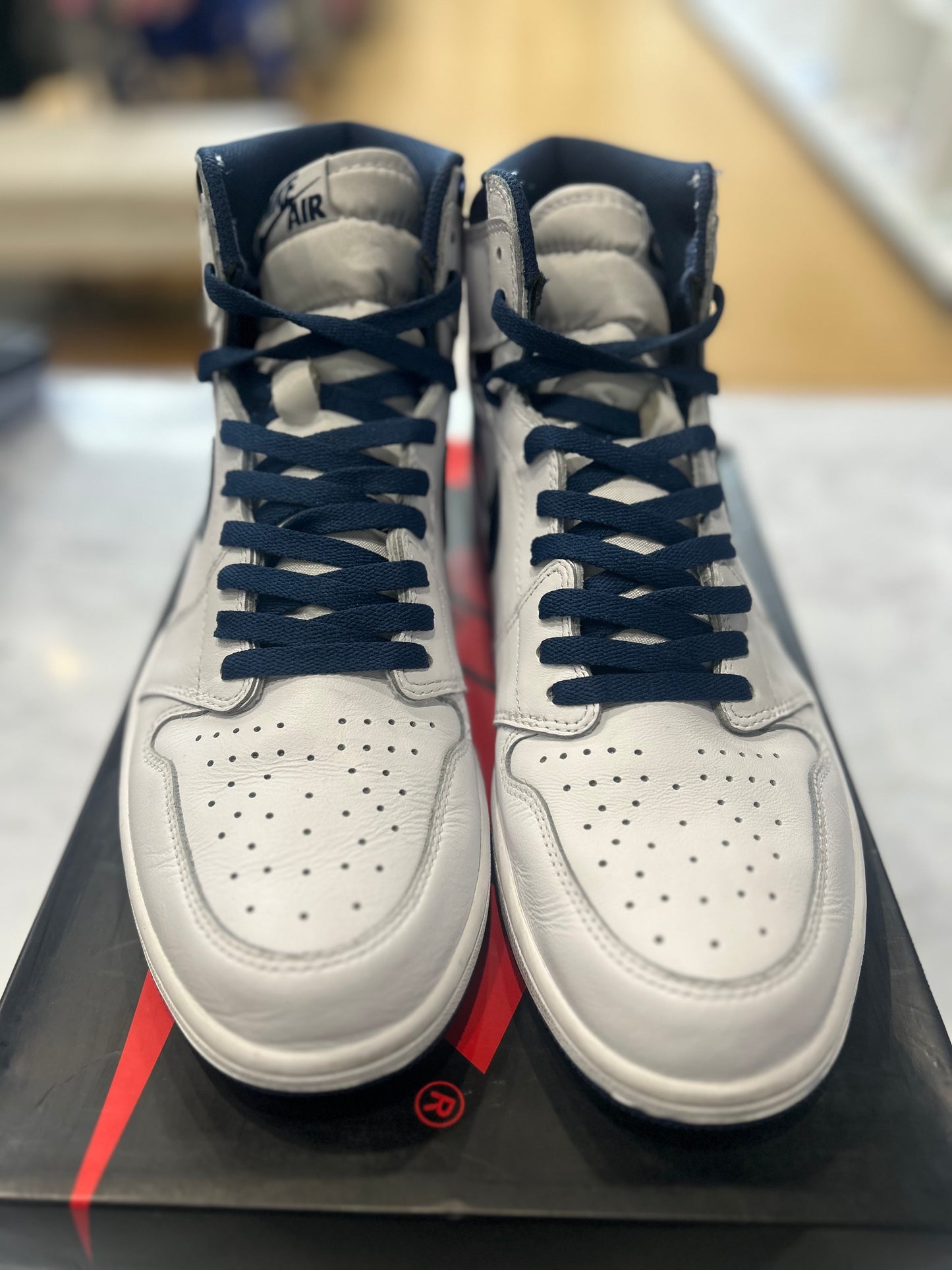 Jordan 1 Retro High OG Metallic Navy PRE-OWNED