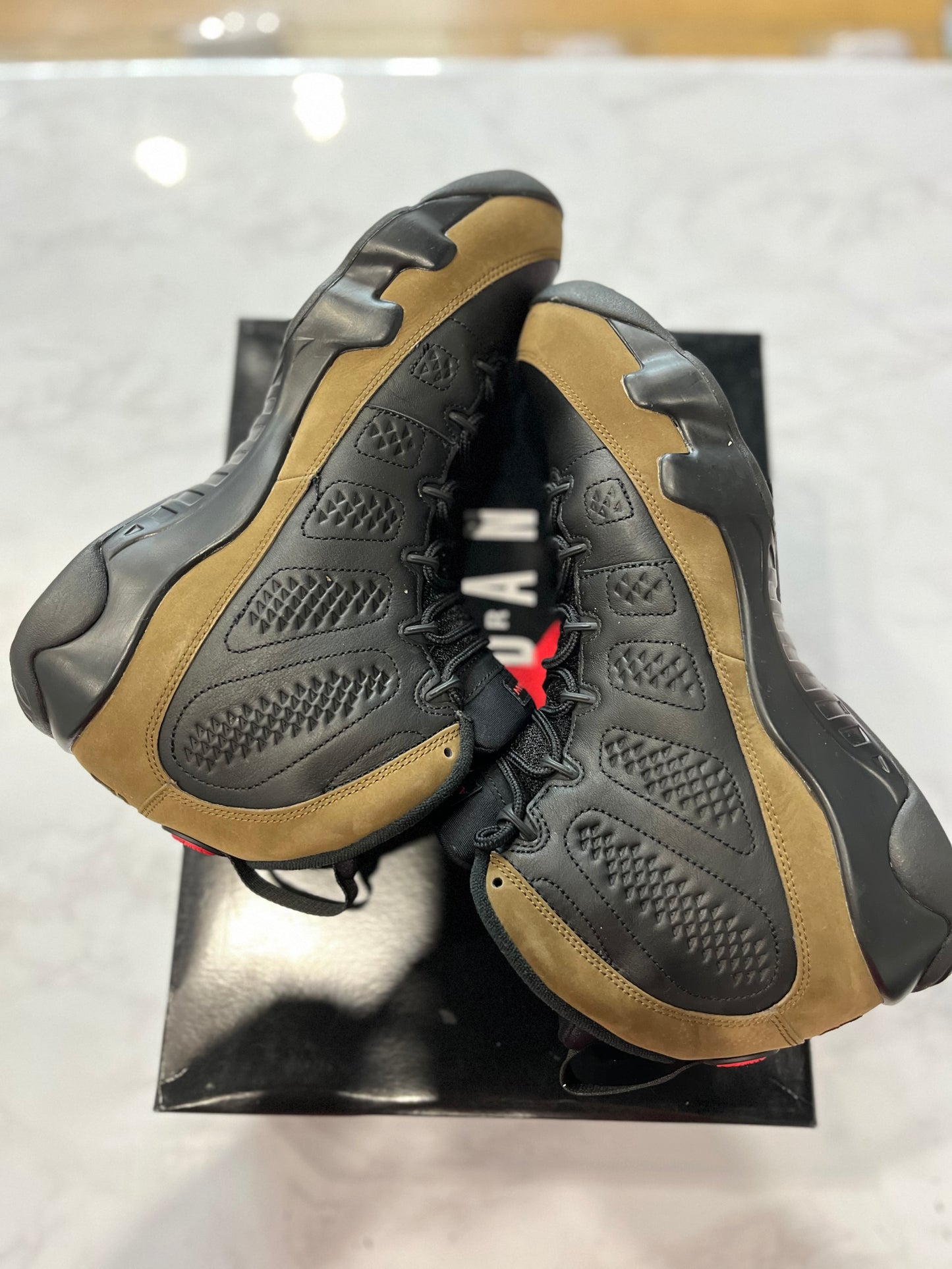 Jordan 9 Retro Olive 2024 PRE-OWNED