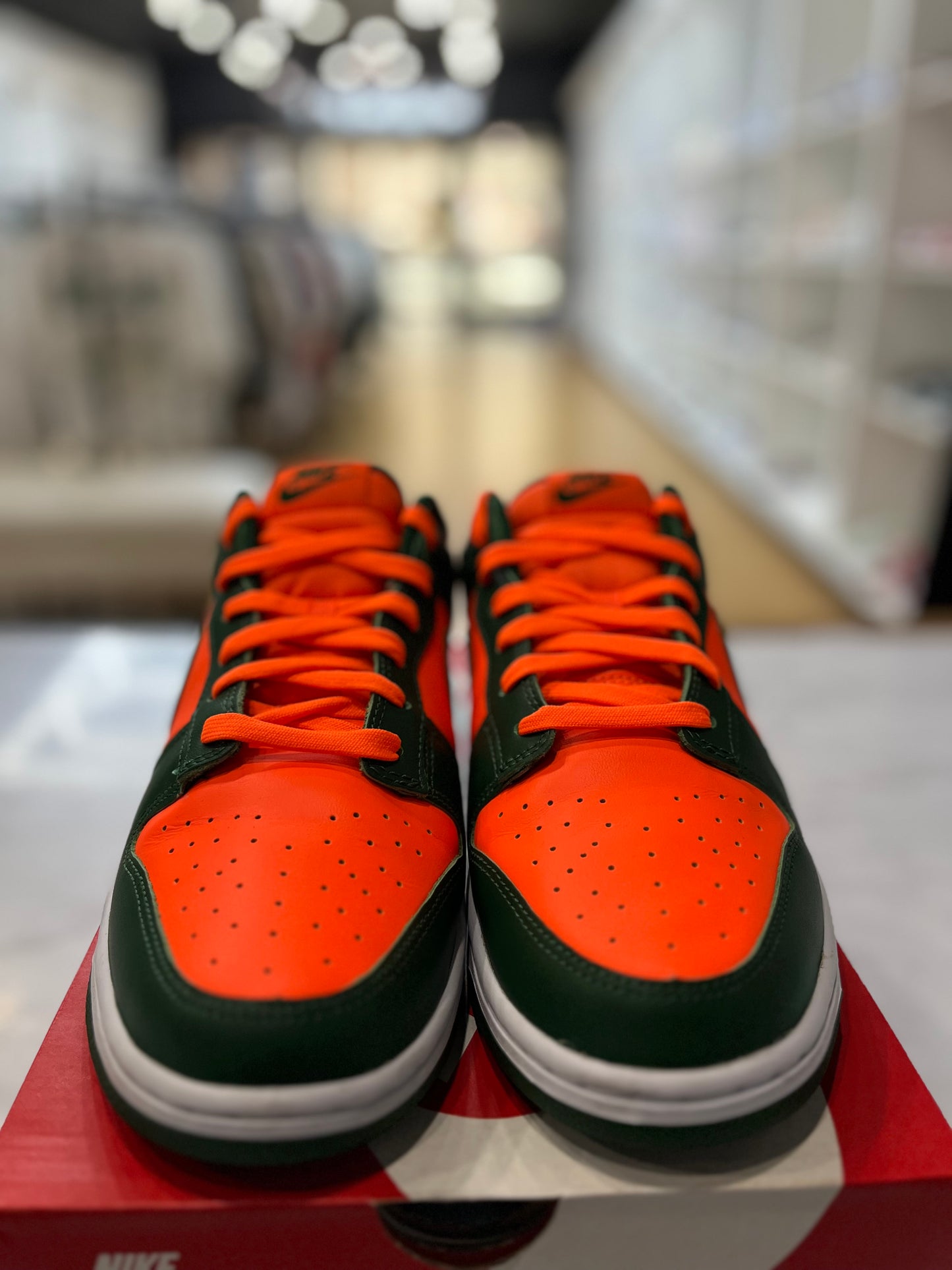 Dunk Low Miami Hurricanes PRE-OWNED