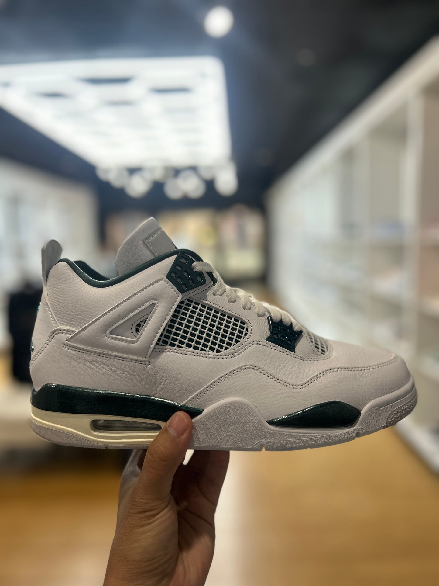 Jordan 4 Retro Oxidized Green PRE-OWNED