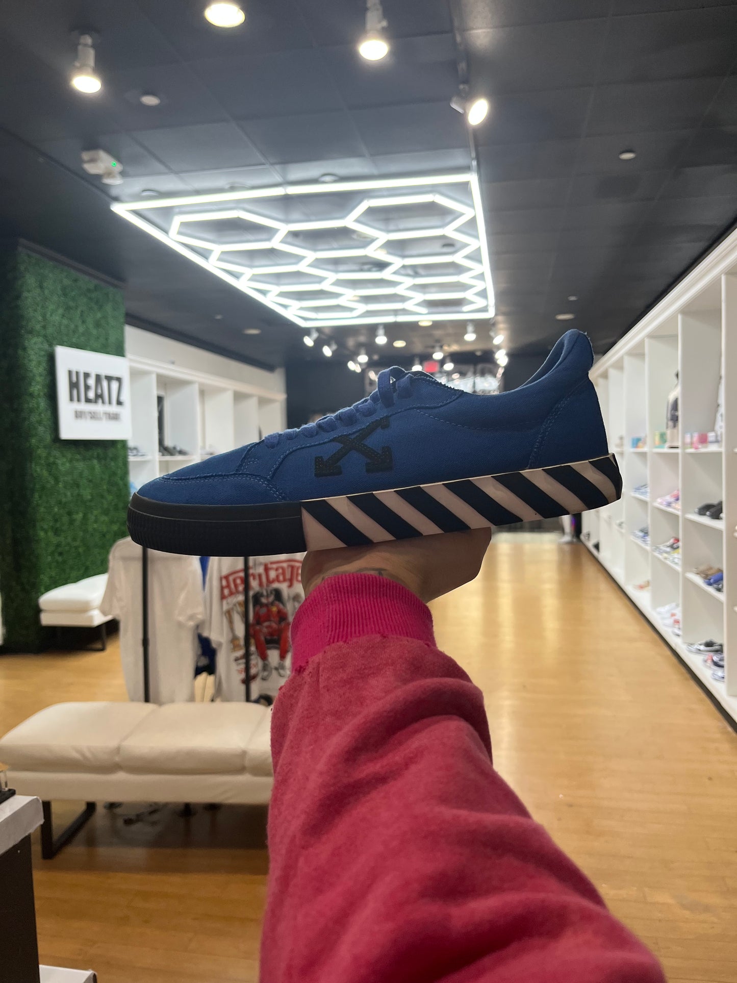 Off-White Vulc Low Blue Black