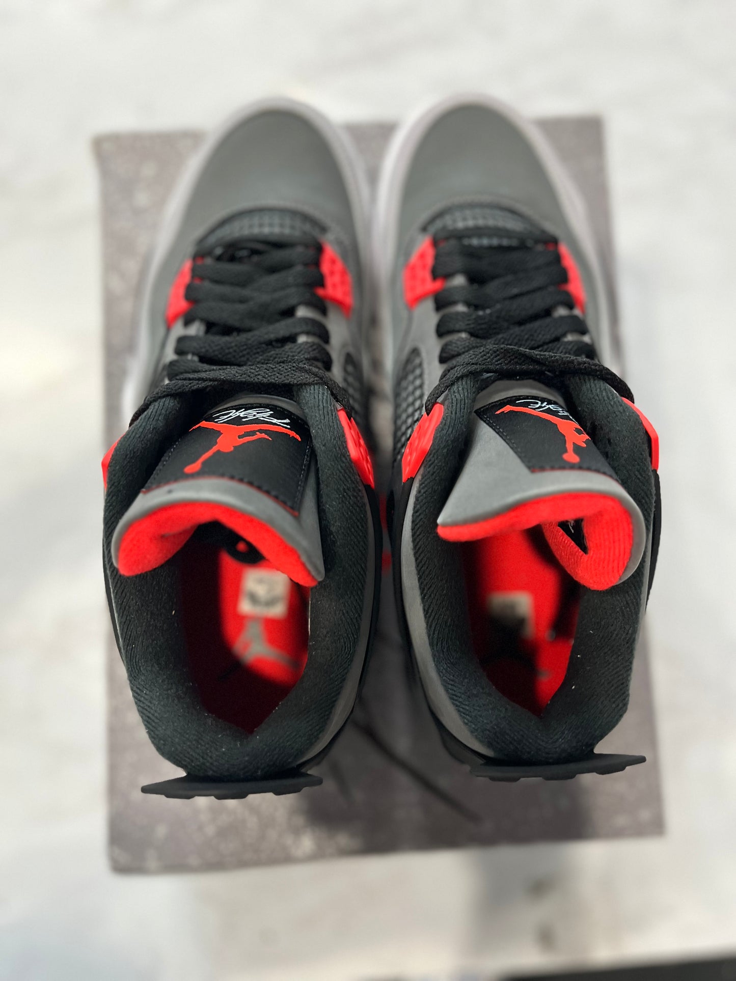 Jordan 4 Retro Infrared PRE-OWNED