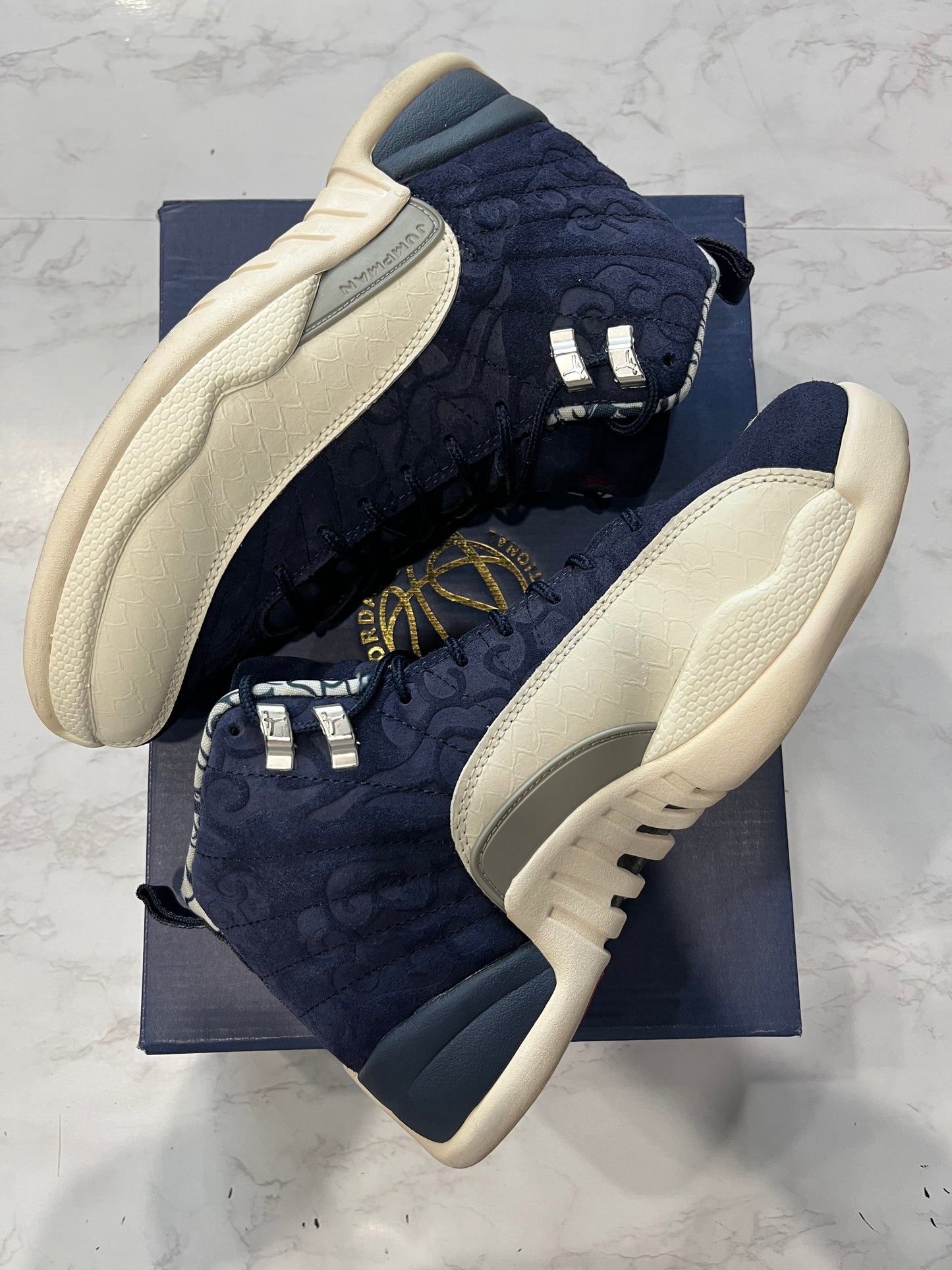 Jordan 12 Retro International Flight PRE-OWNED