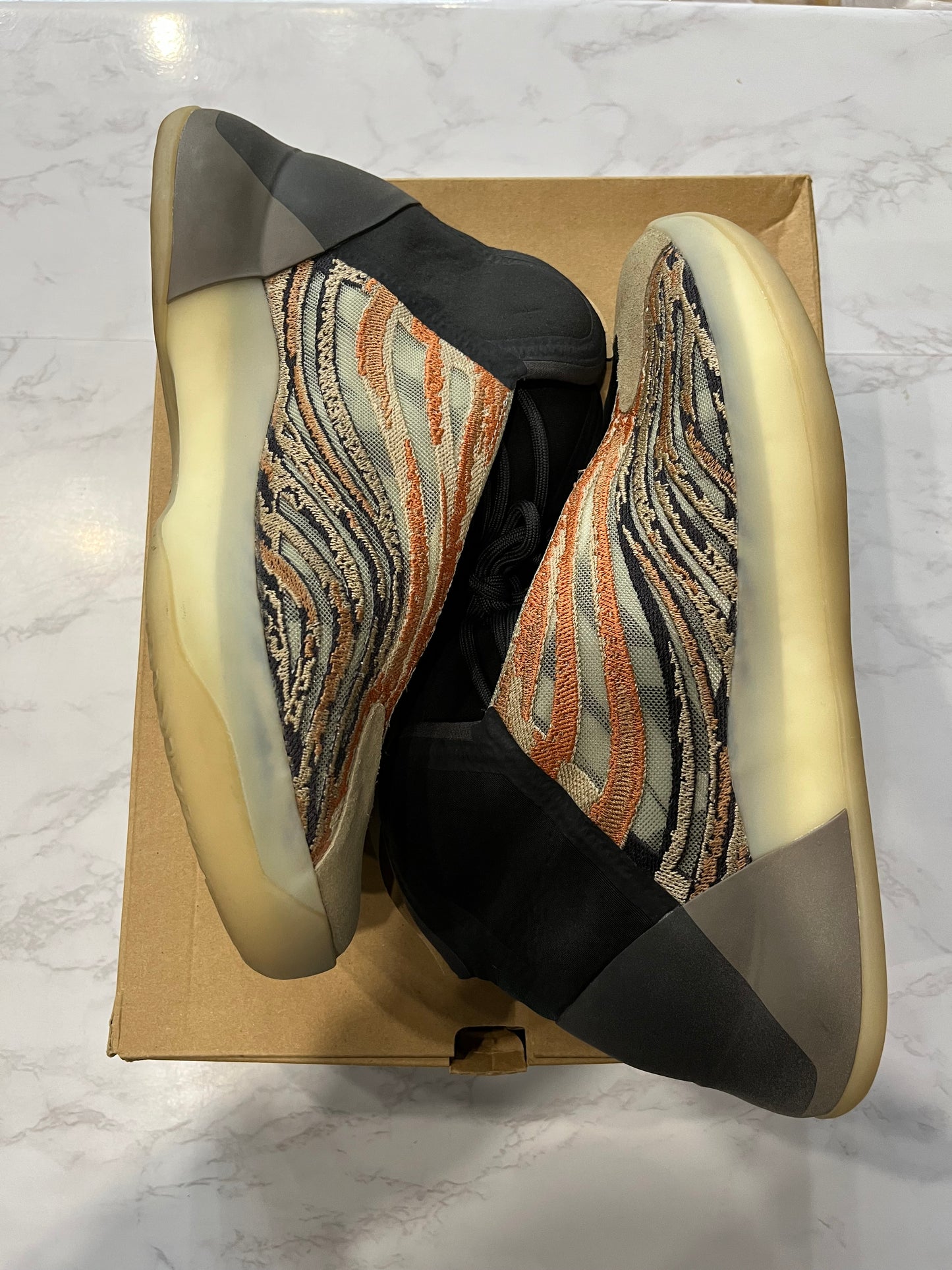 Yeezy Quantum Flash Orange PRE-OWNED