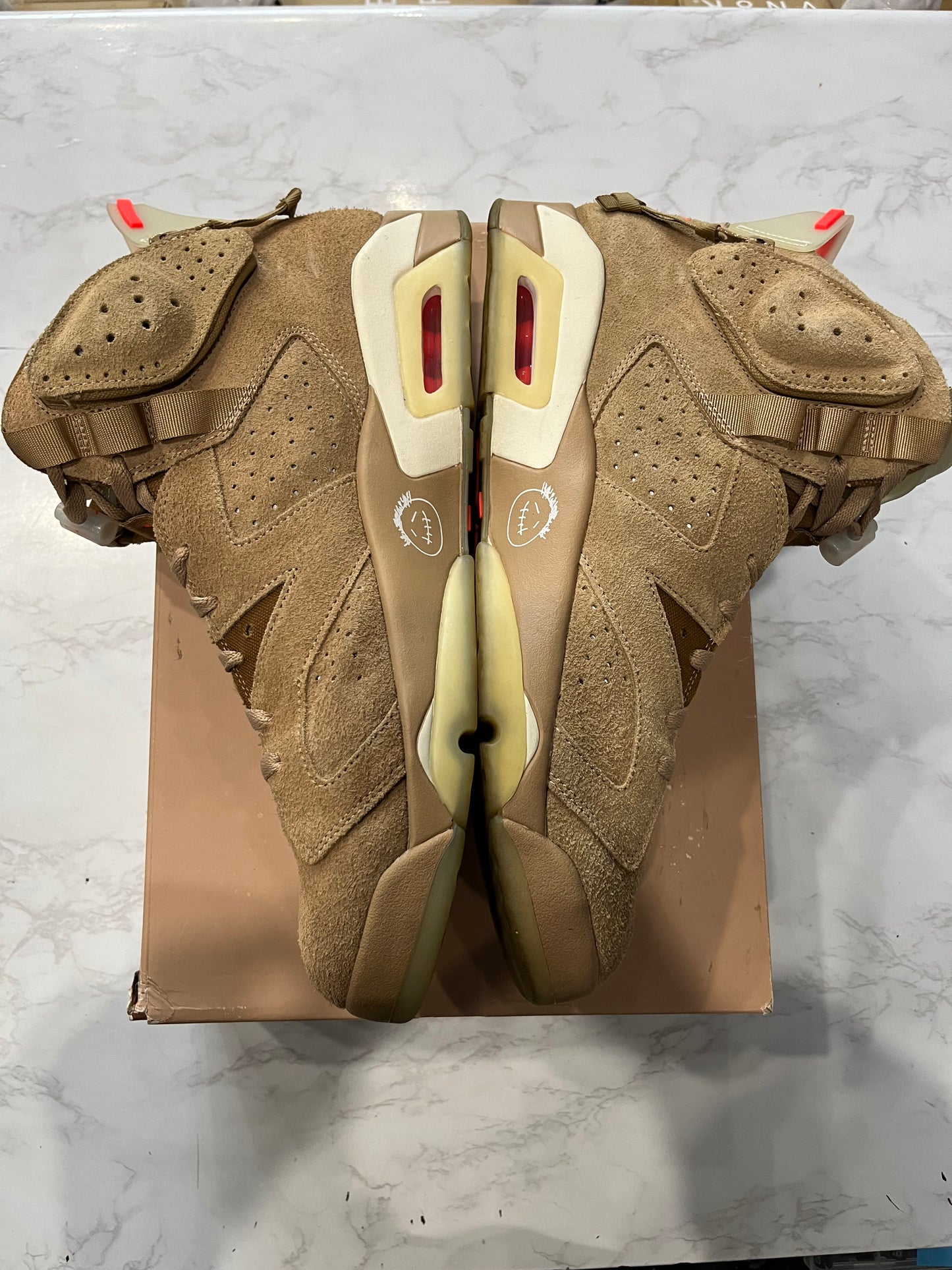 Travis Scott x Jordan 6 Retro British Khaki PRE-OWNED