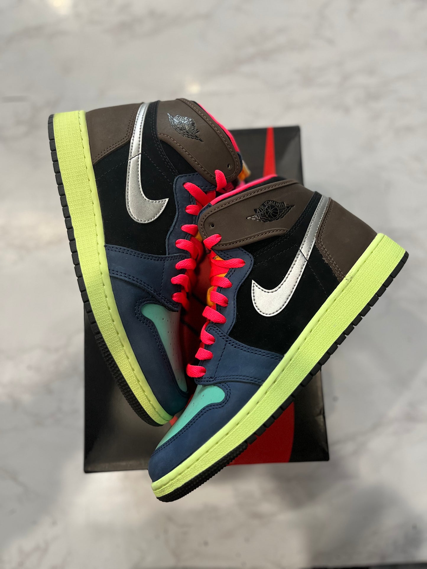 Jordan 1 Retro High GS Tokyo Bio Hack PRE-OWNED