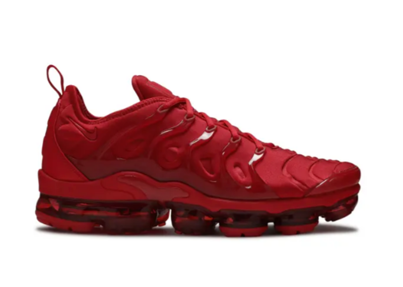Air Vapor Max Plus Triple Red PRE-OWNED