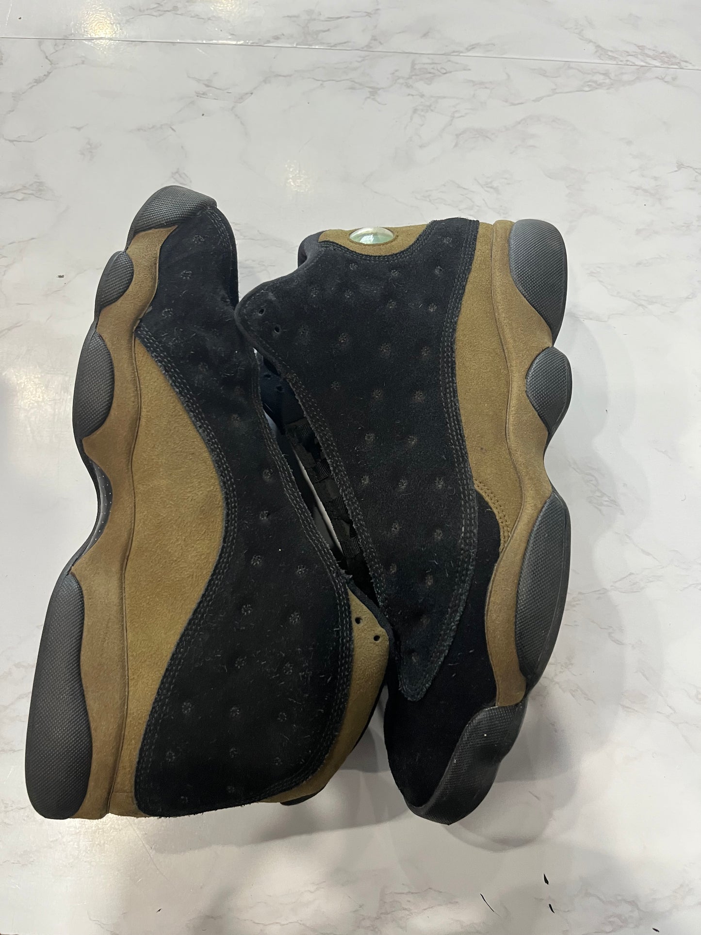 Jordan 13 Retro Olive PRE-OWNED