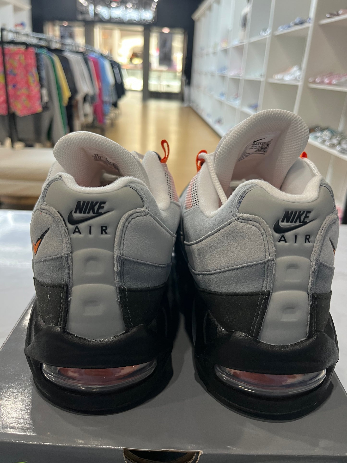 Air Max 95 OG Bright Mandarin PRE-OWNED