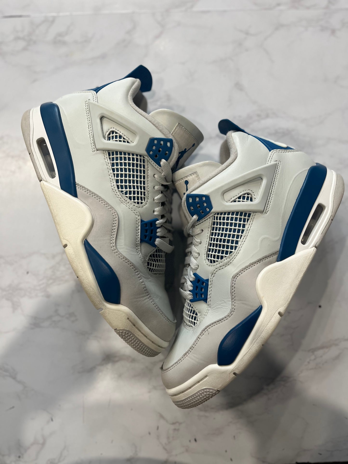 Jordan 4 Retro Military Blue 2024 PRE-OWNED