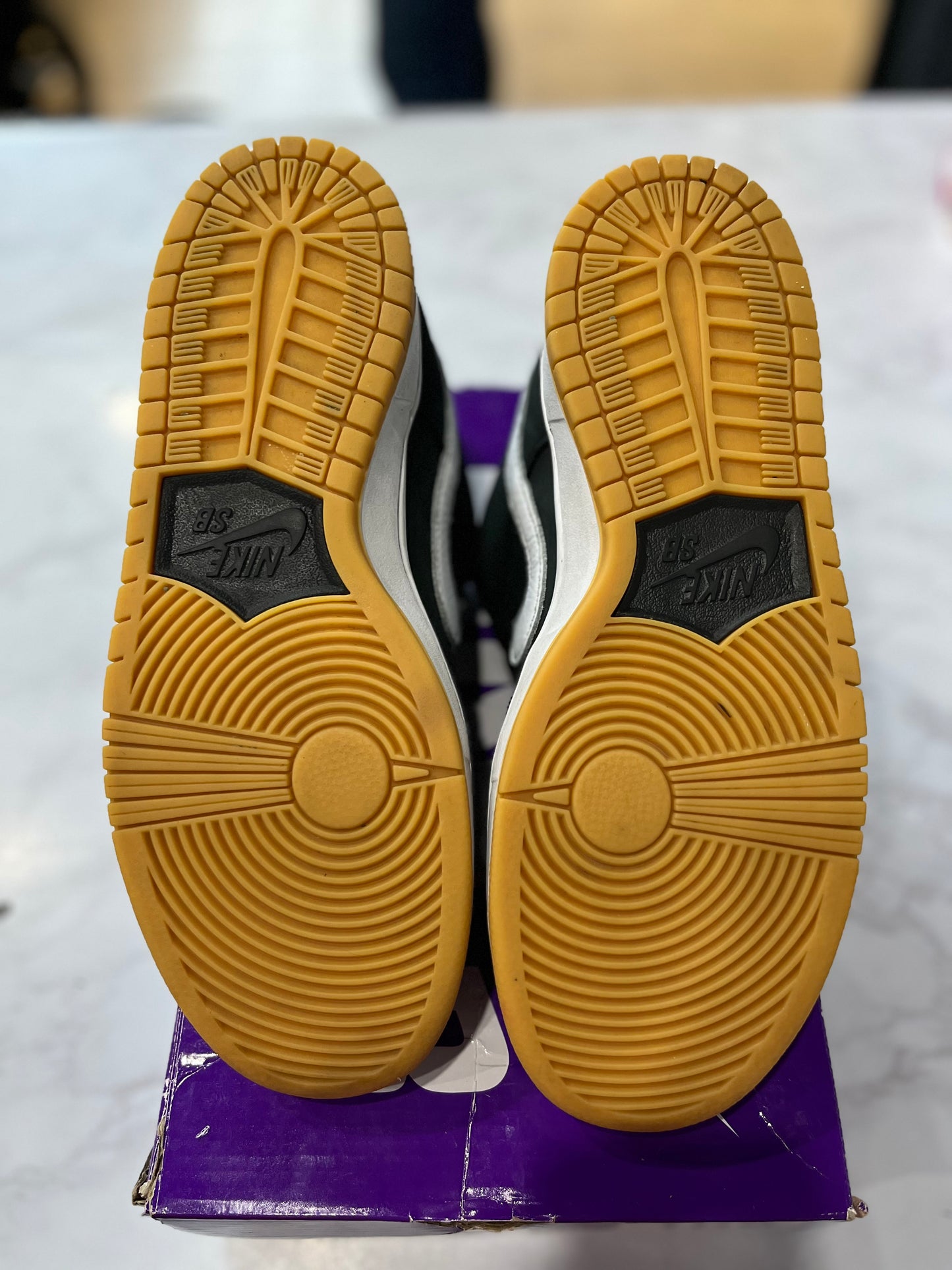 Dunk Low SB Black Gum PRE-OWNED