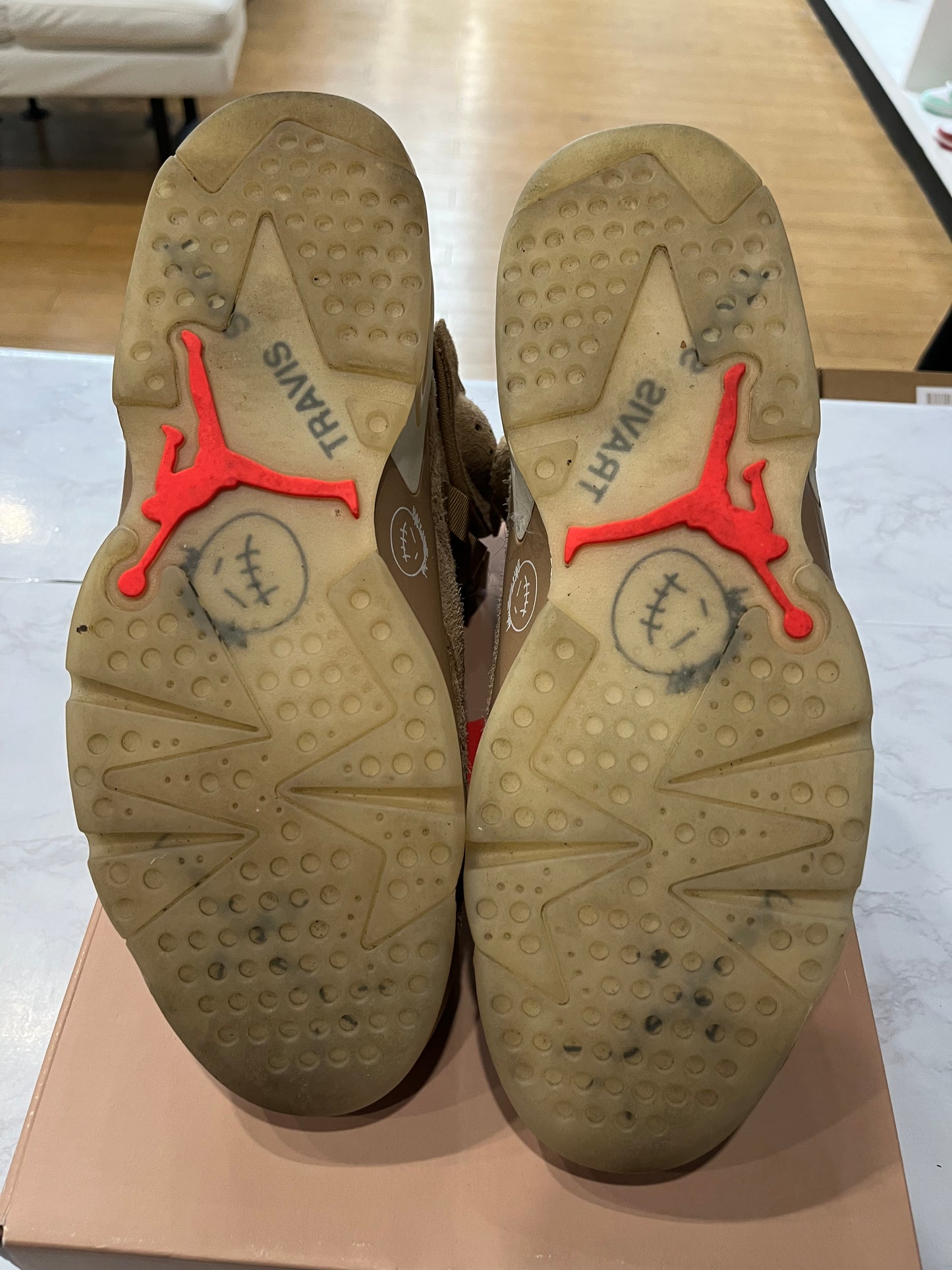 Travis Scott x Jordan 6 Retro British Khaki PRE-OWNED