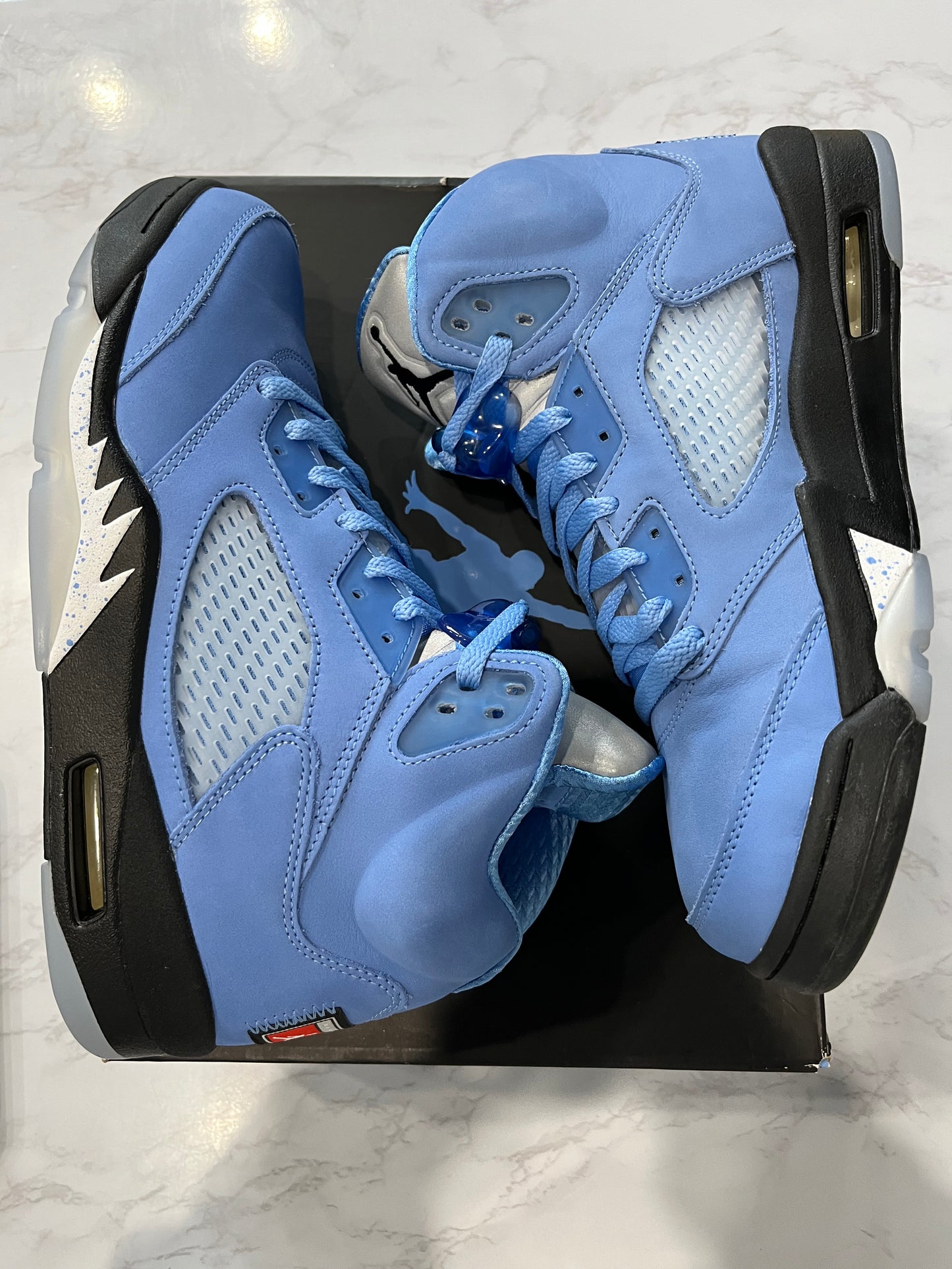 Jordan 5 Retro SE UNC PRE-OWNED