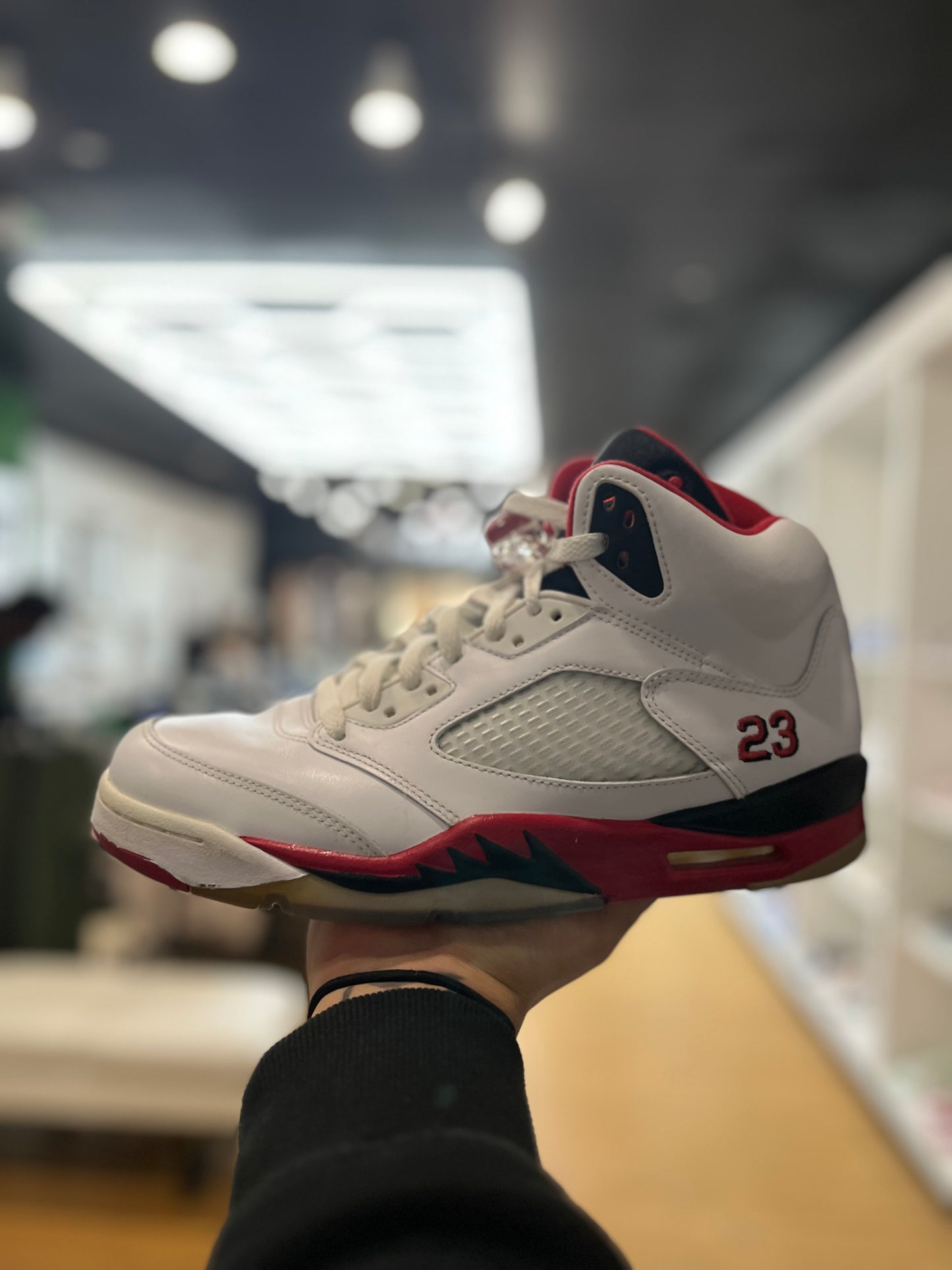 Jordan 5 Retro Fire Red 2013 PRE-OWNED