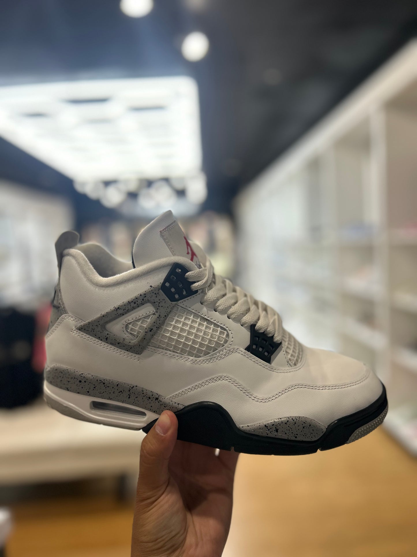 AIR JORDAN 4 RETRO OG WHITE CEMENT PRE-OWNED