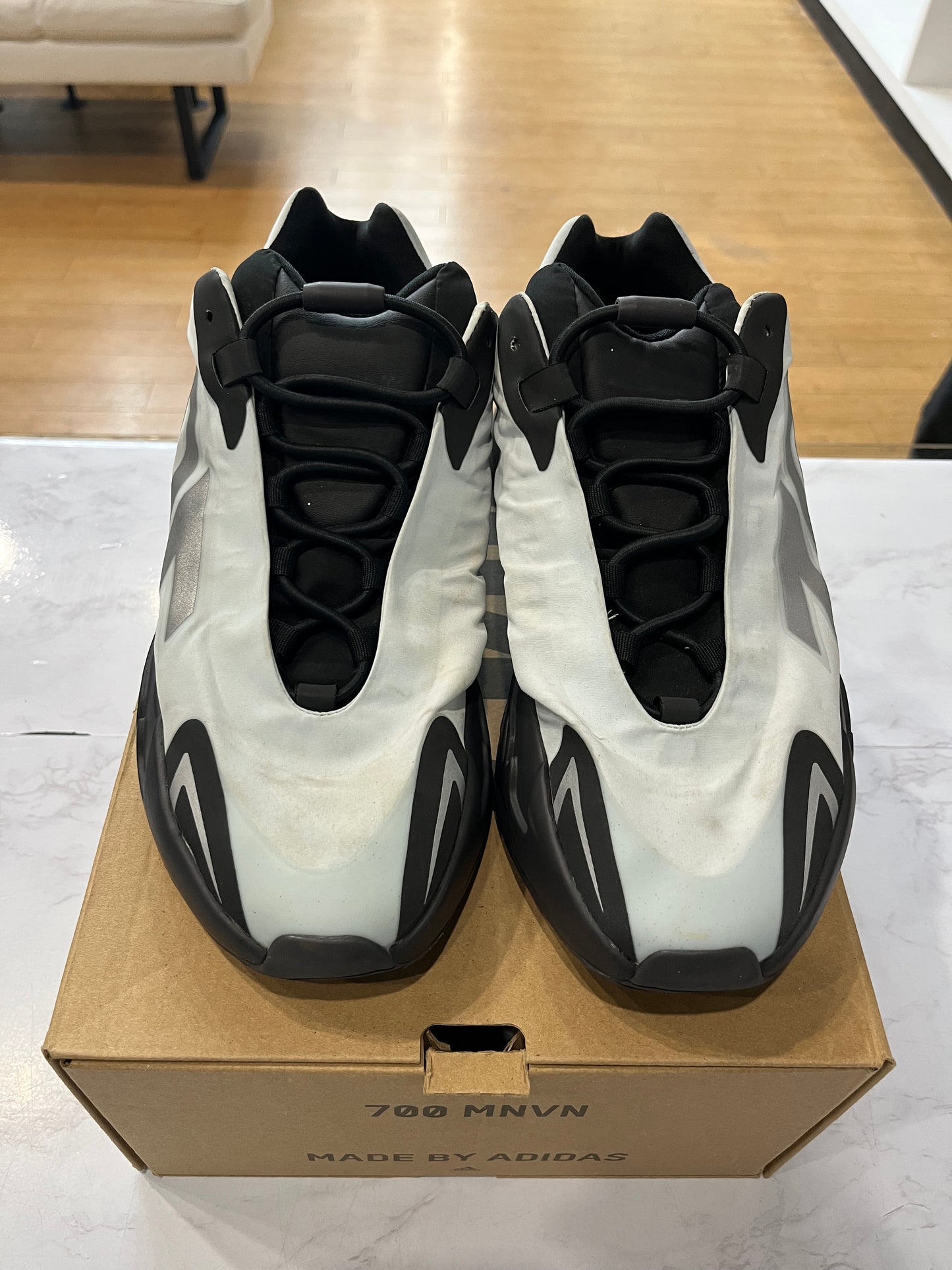 Yeezy Boost 700 MNVN Blue Tint PRE-OWNED