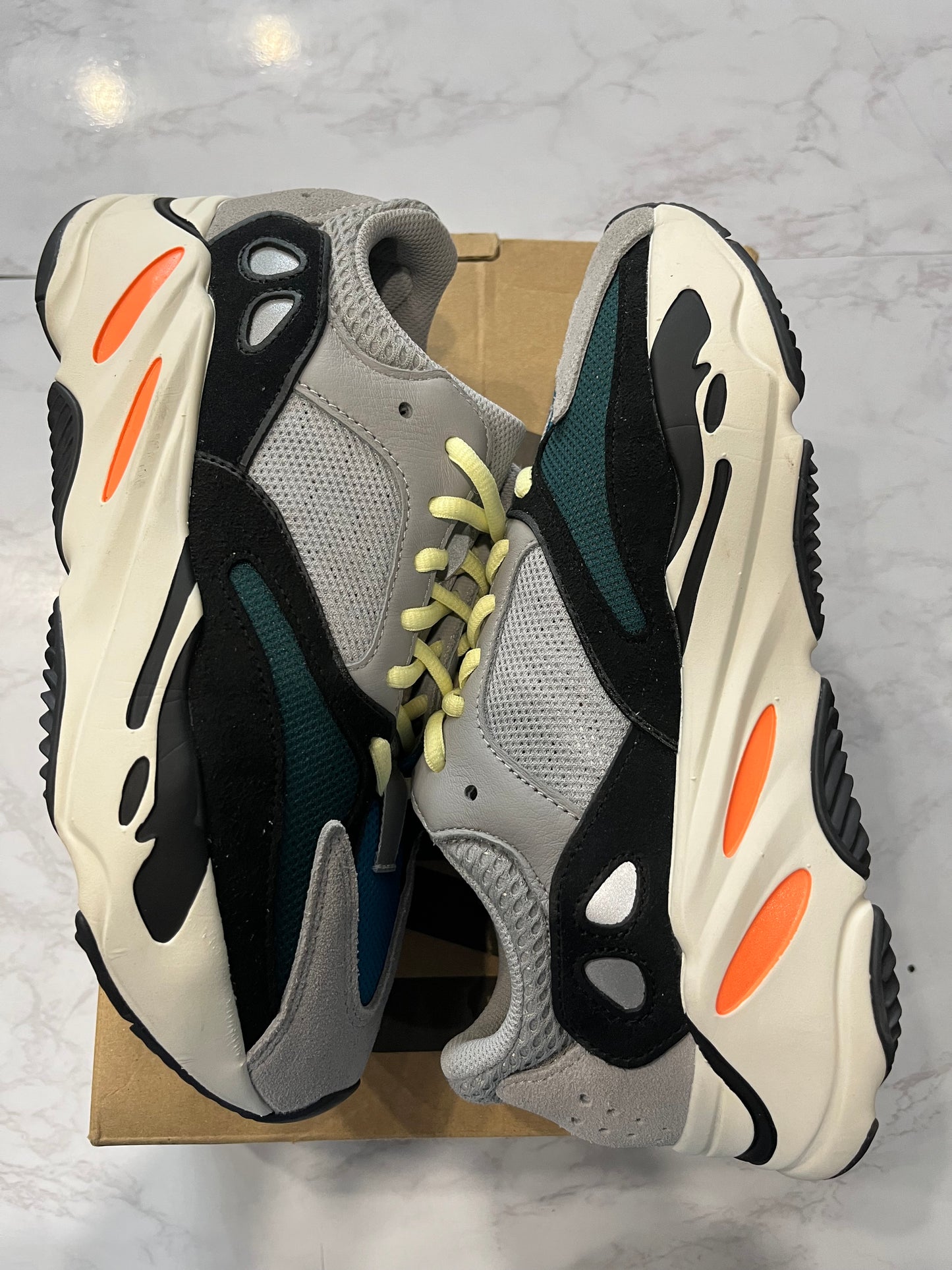 Yeezy Boost 700 Wave Runner PRE-OWNED