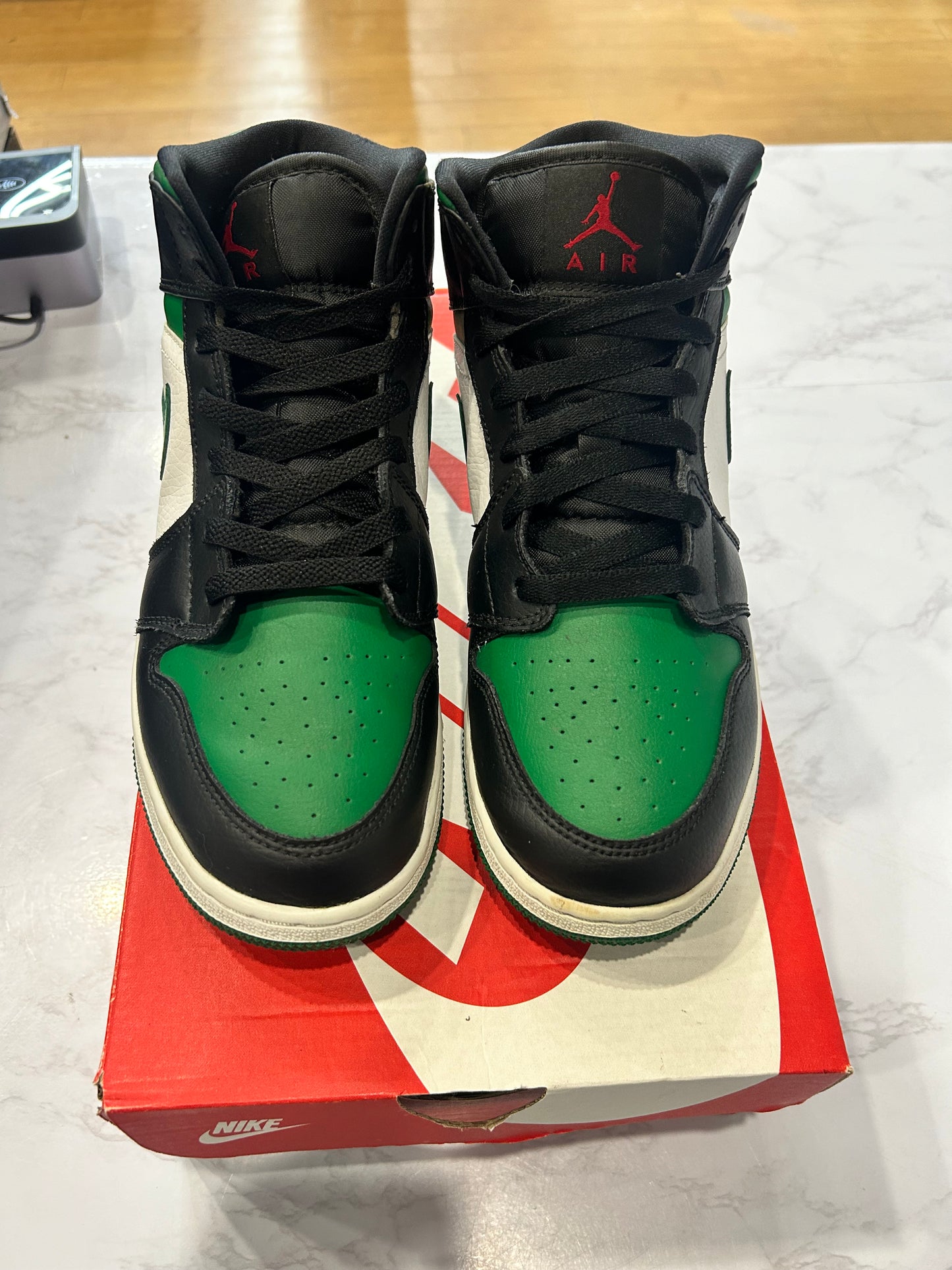 Jordan 1 Mid GS Black Pine Green PRE-OWNED