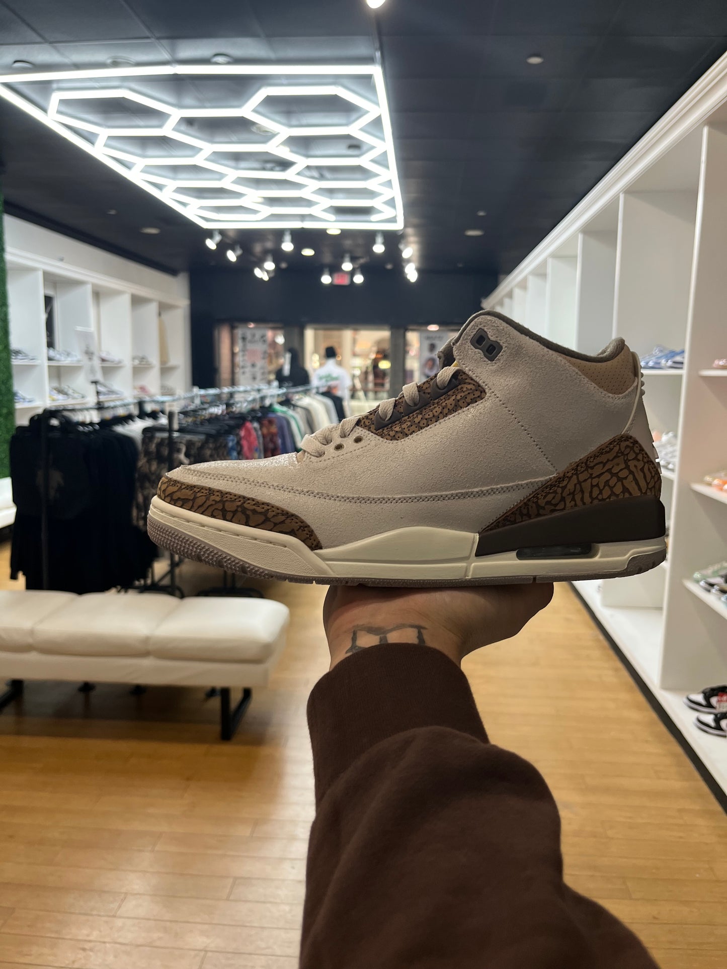 Jordan 3 Retro Palomino PRE-OWNED