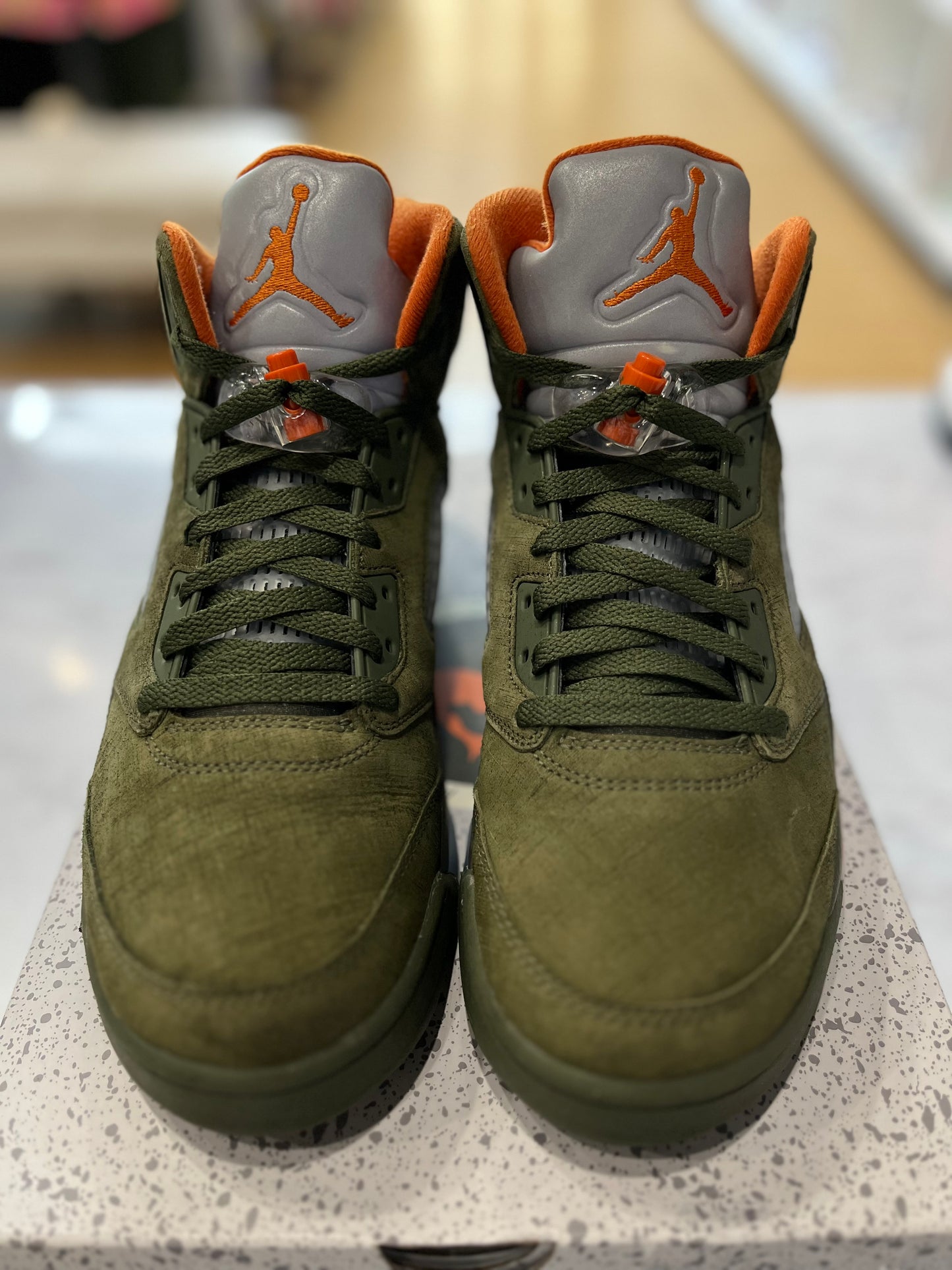 Jordan 5 Retro Olive 2024 PRE-OWNED