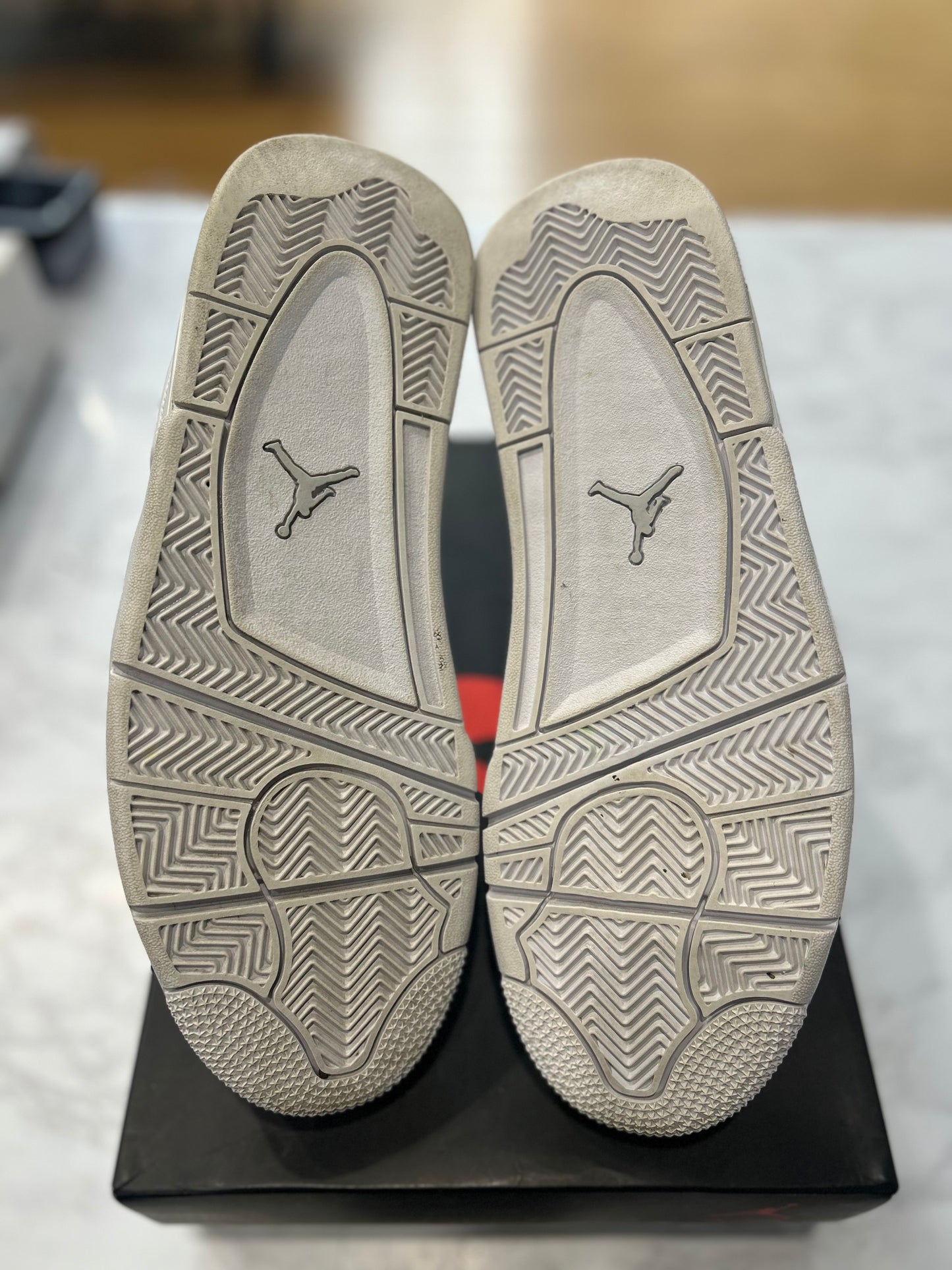 JORDAN 4 RETRO PURE MONEY PRE-OWNED