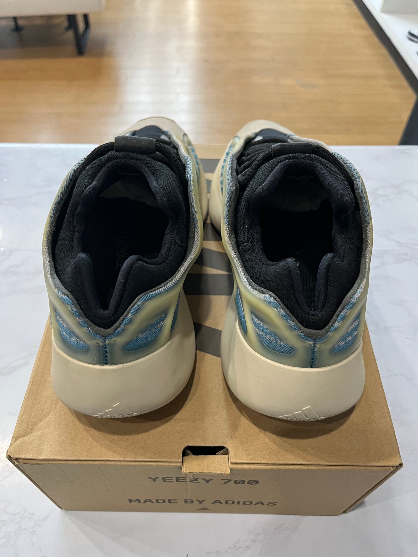 Yeezy 700 V 3 Kyanite PRE-OWNED