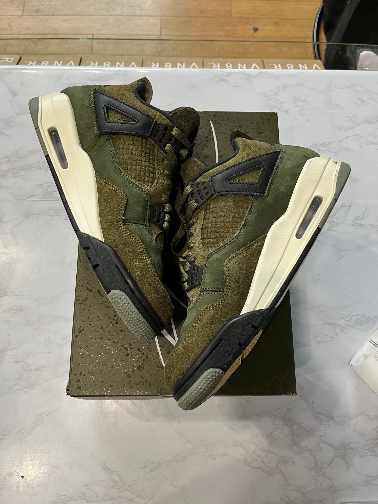 Jordan 4 Retro SE Craft Olive PRE-OWNED