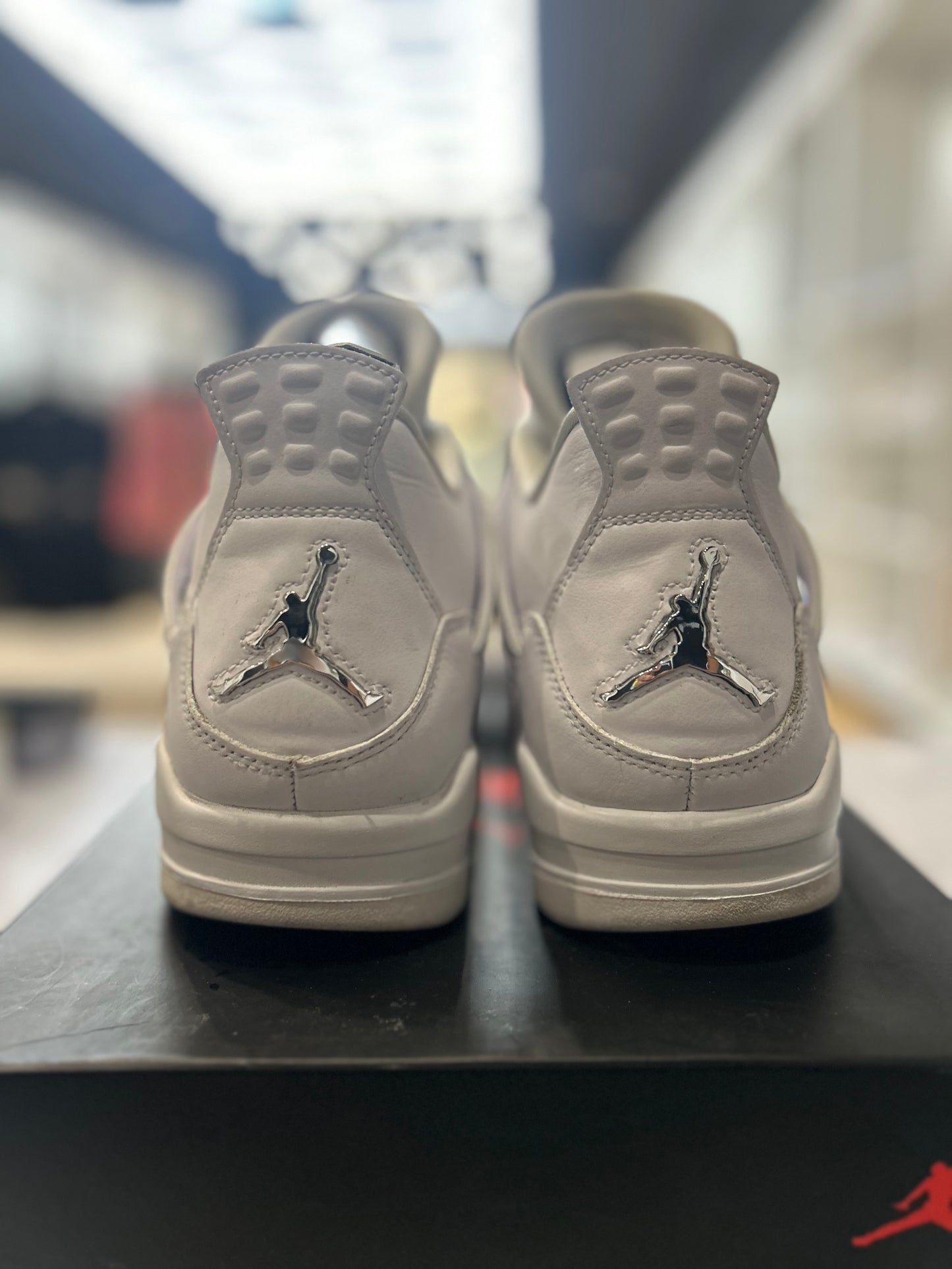 JORDAN 4 RETRO PURE MONEY PRE-OWNED