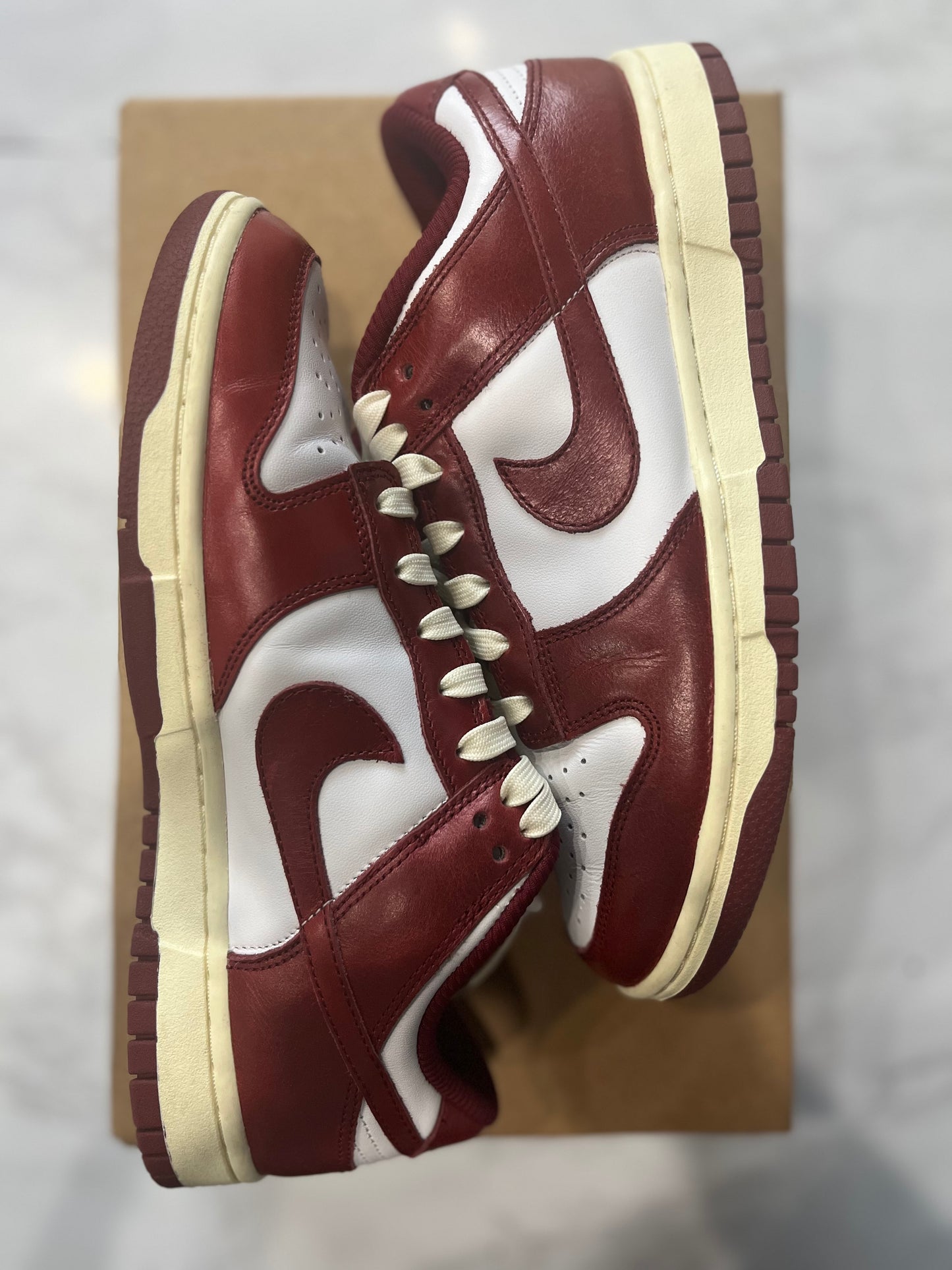 Wmns Dunk Low Premium Vintage Red PRE-OWNED