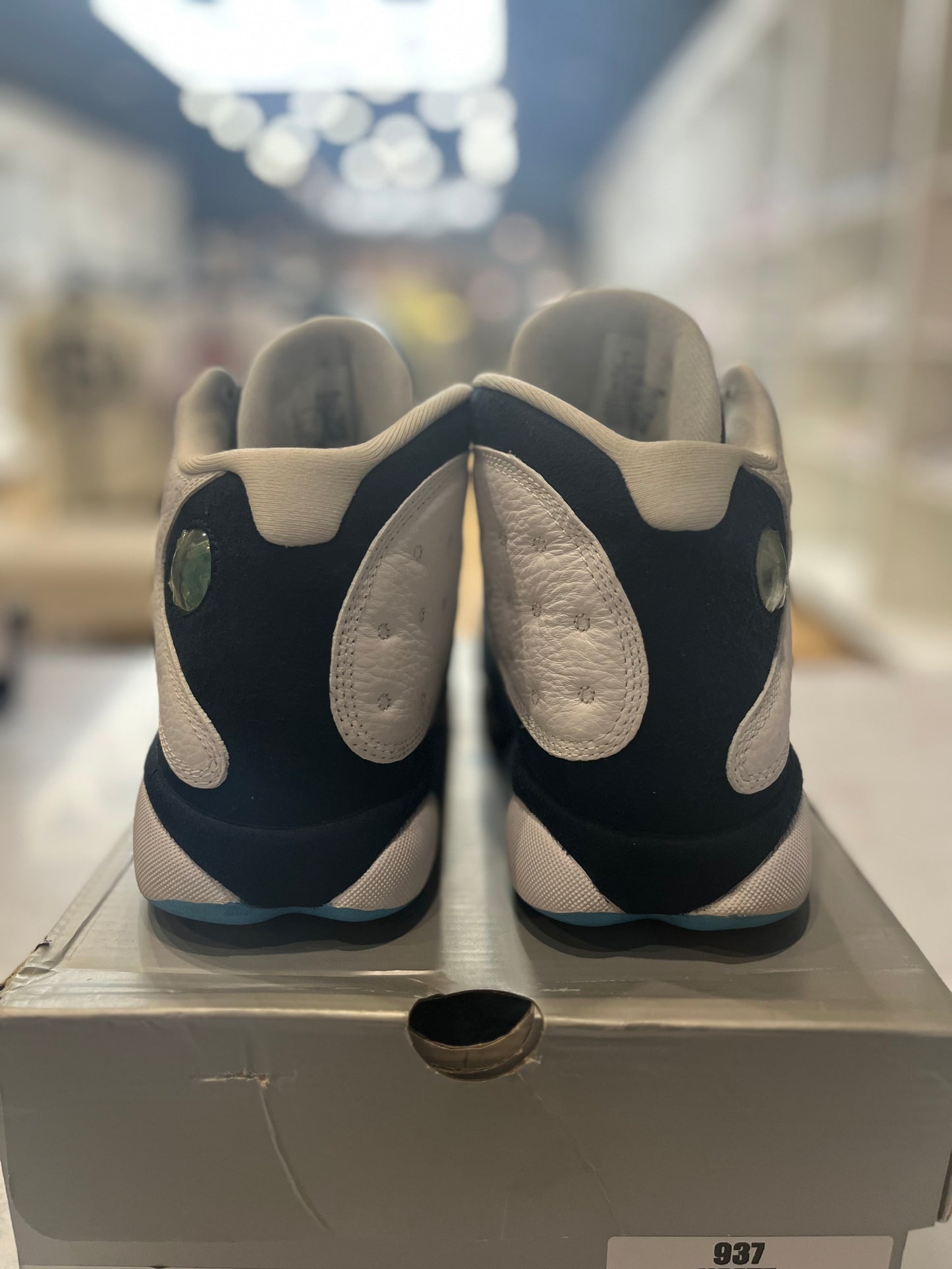 Jordan 13 Retro Obsidian PRE-OWNED