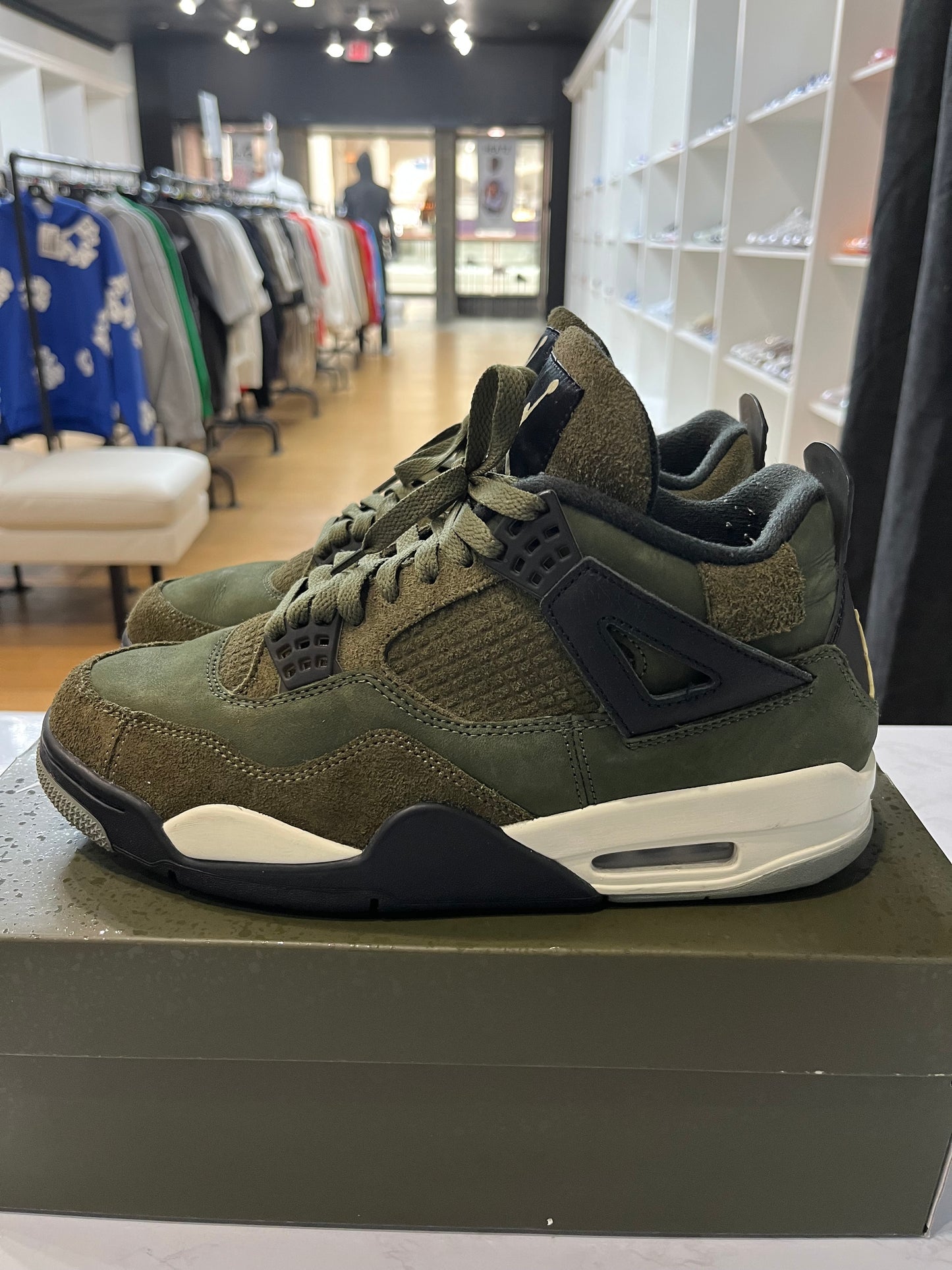 Jordan 4 Retro SE Craft Olive PRE-OWNED