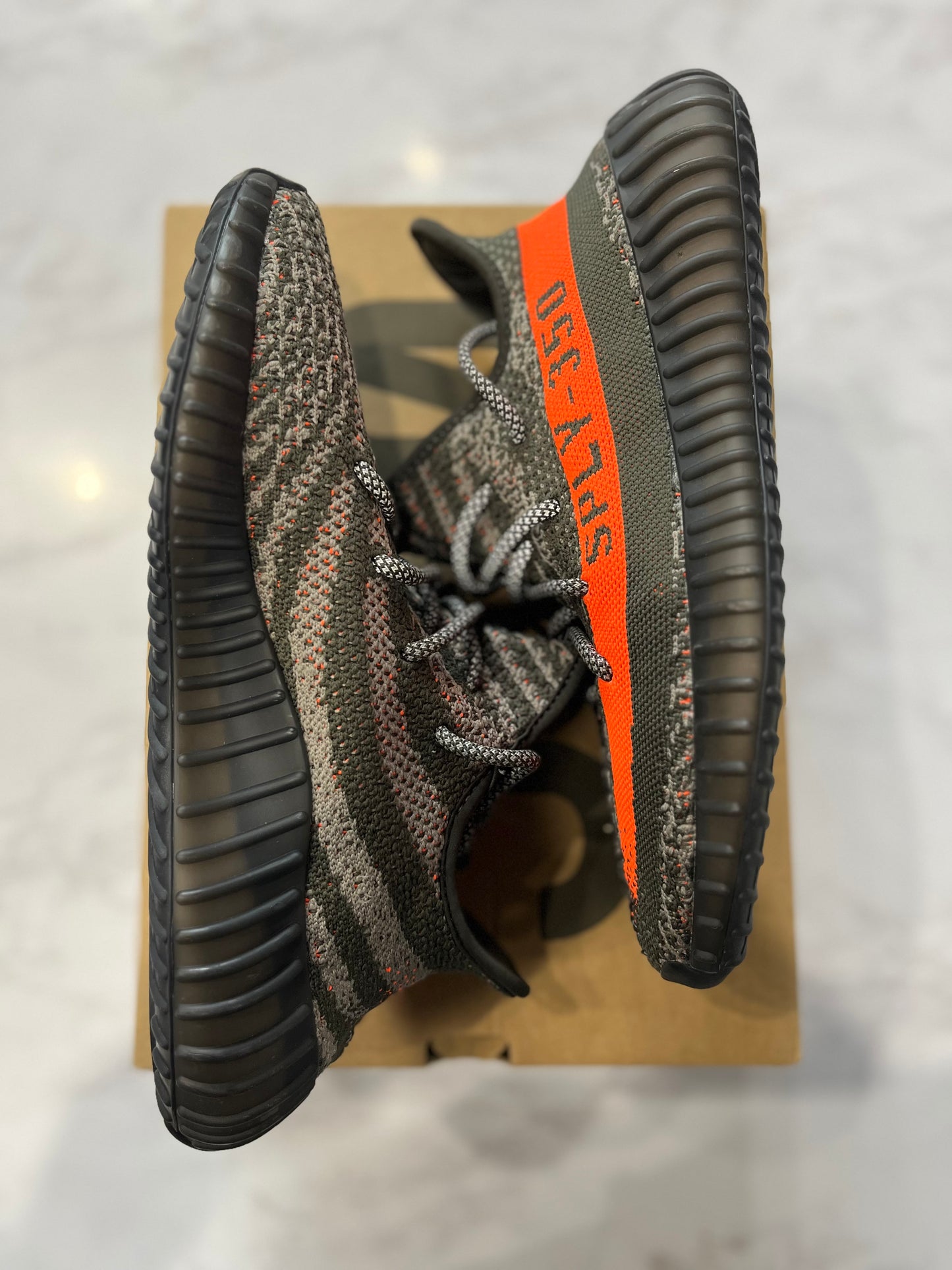 Yeezy Boost 350 V 2 Carbon Beluga PRE-OWNED