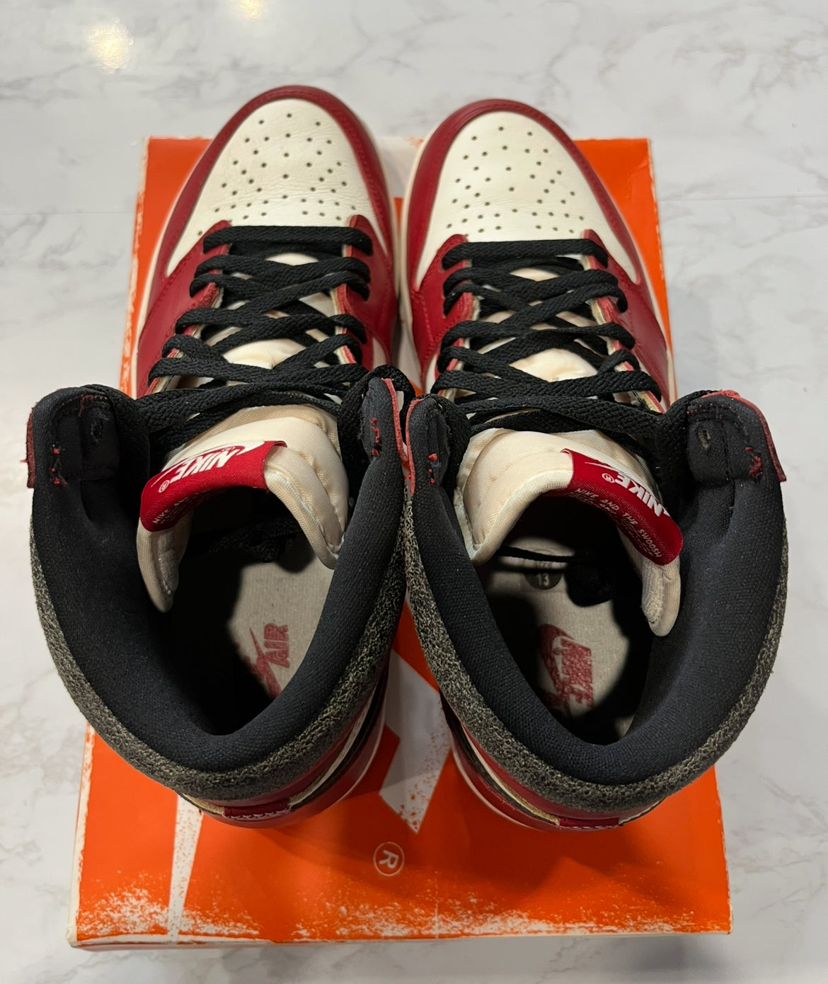 Jordan 1 Retro High OG Chicago Lost PRE-OWNED