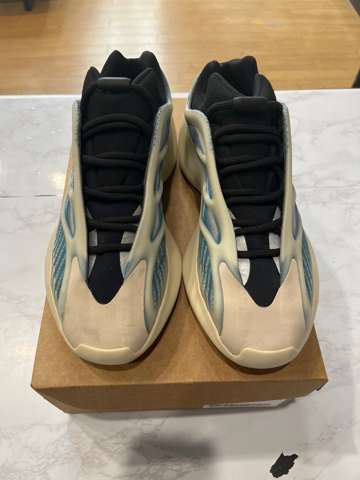 Yeezy 700 V3 Kyanite PRE-OWNED