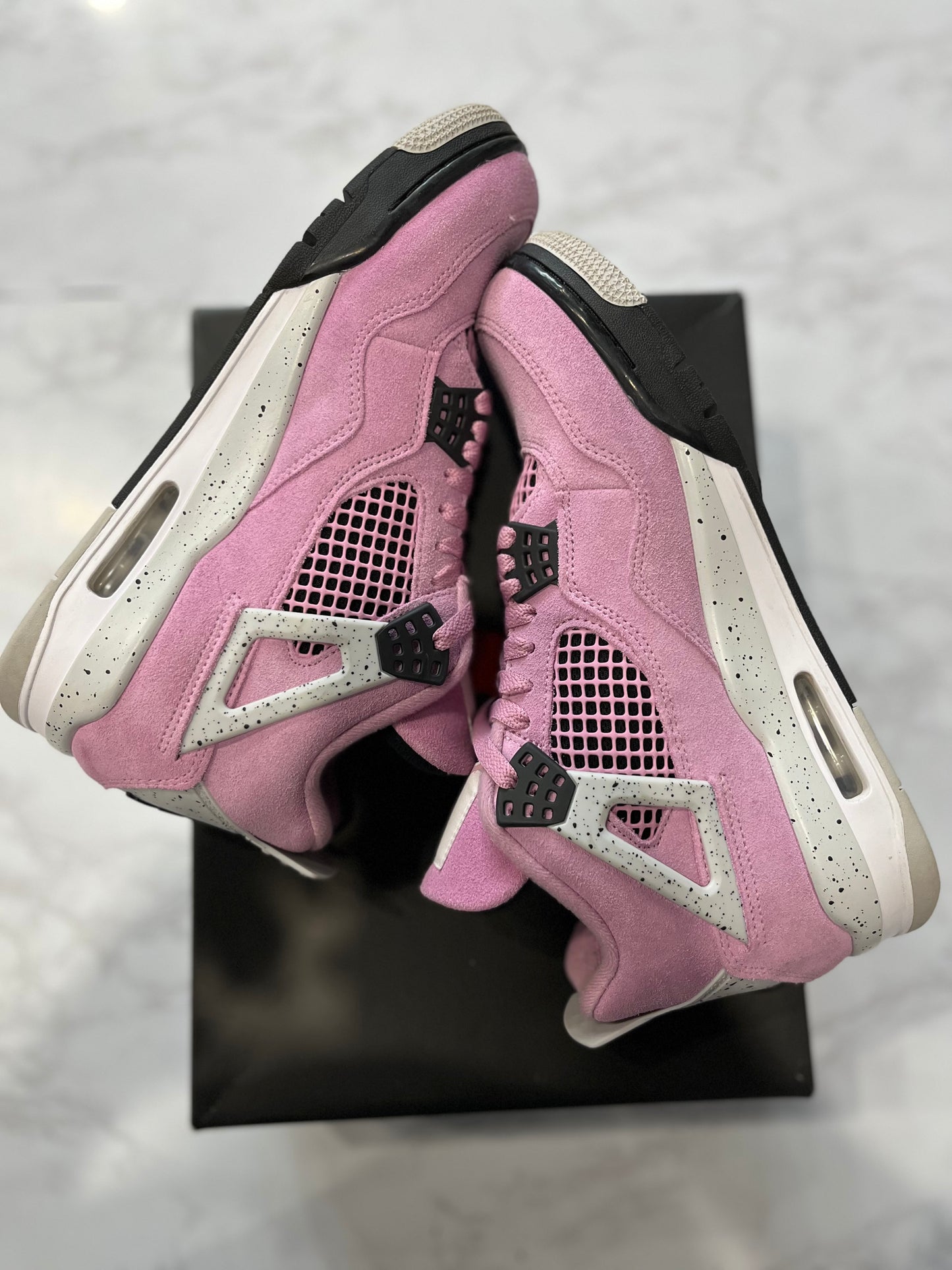 Wmns Jordan 4 Retro Orchid PRE-OWNED