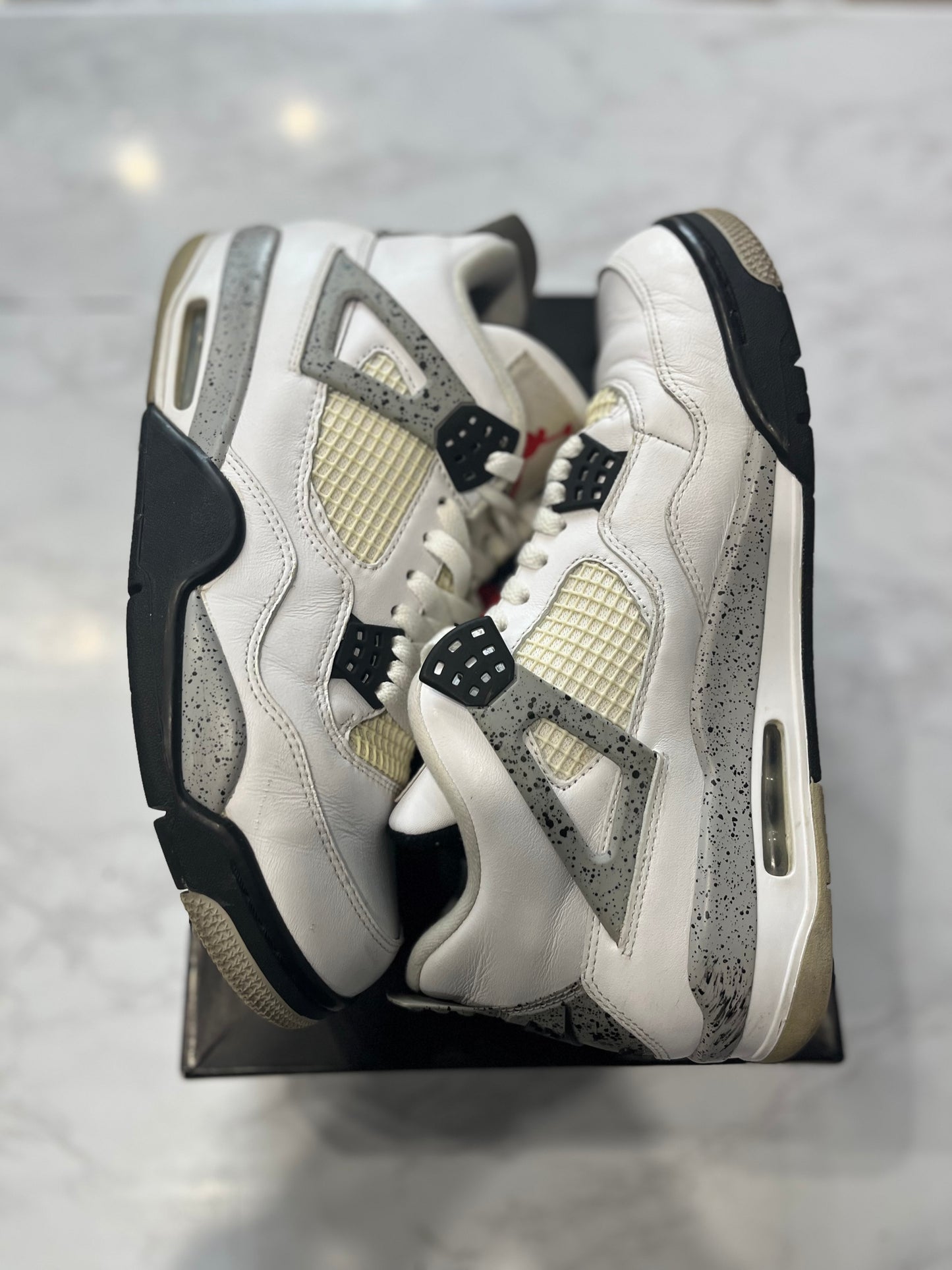 Jordan 4 Retro OG White Cement PRE-OWNED
