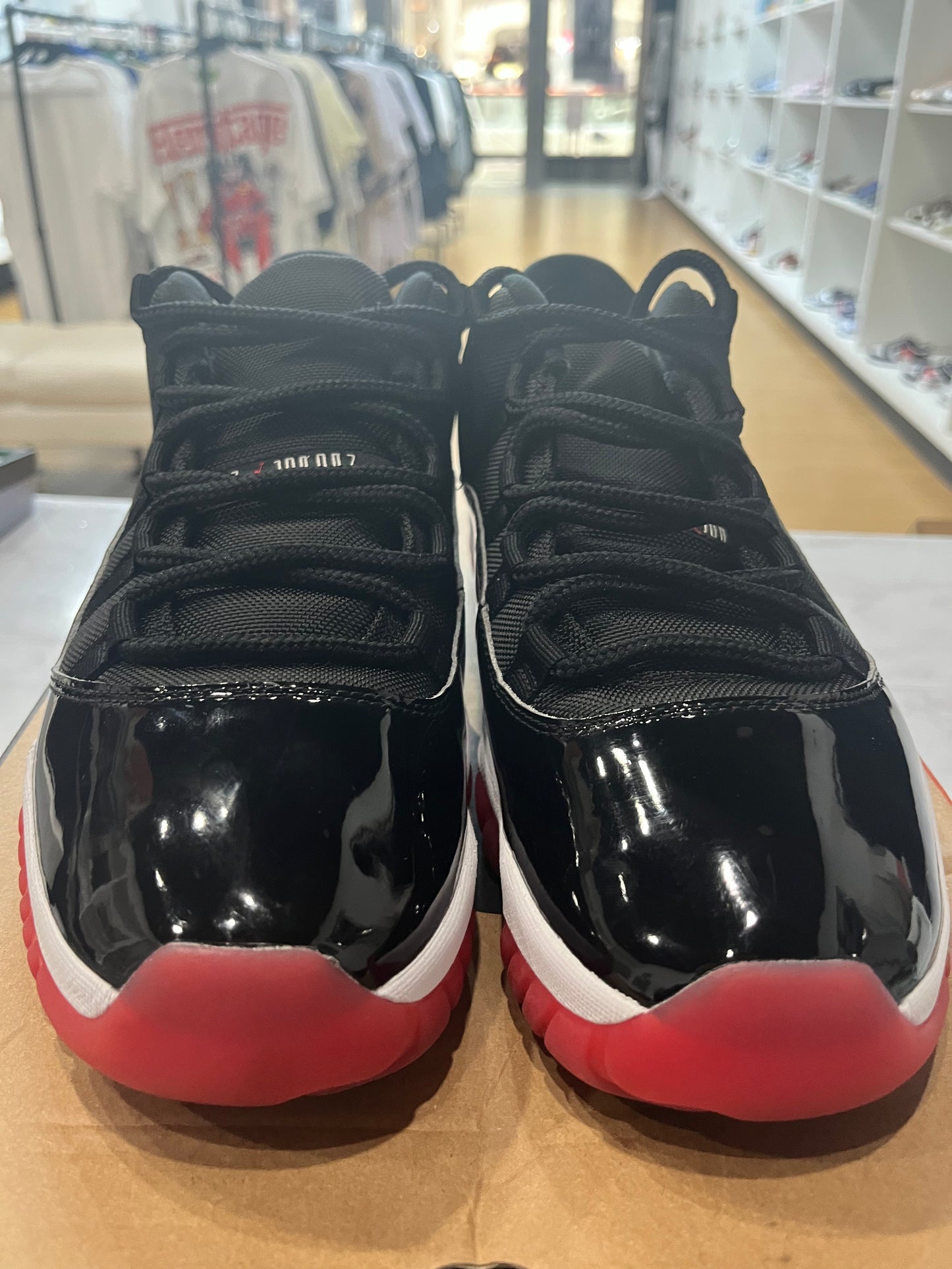 Air Jordan 11 Retro Low Bred 2025 PRE-OWNED