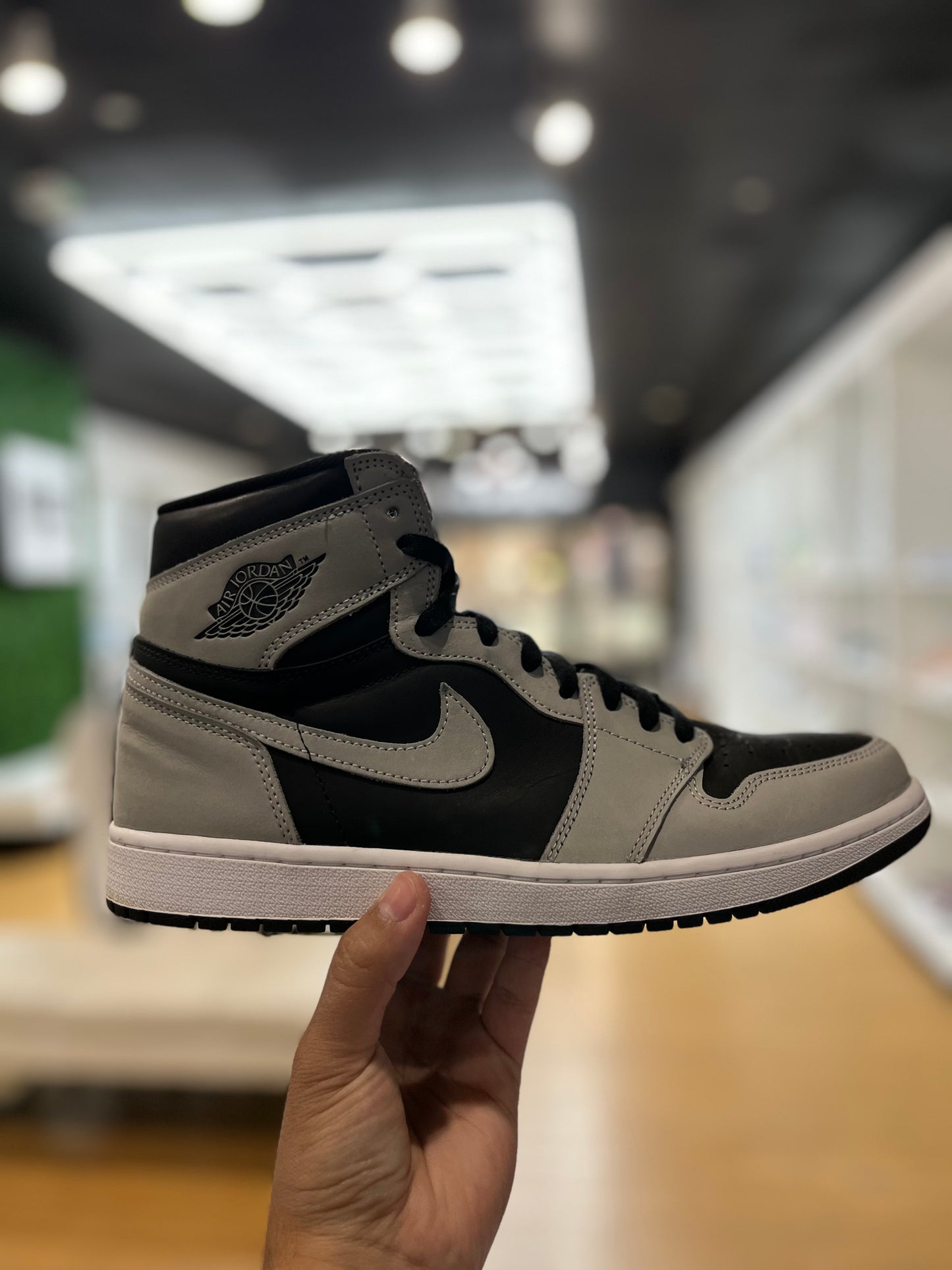 Jordan 1 Retro High OG Shadow 2.0 PRE-OWNED