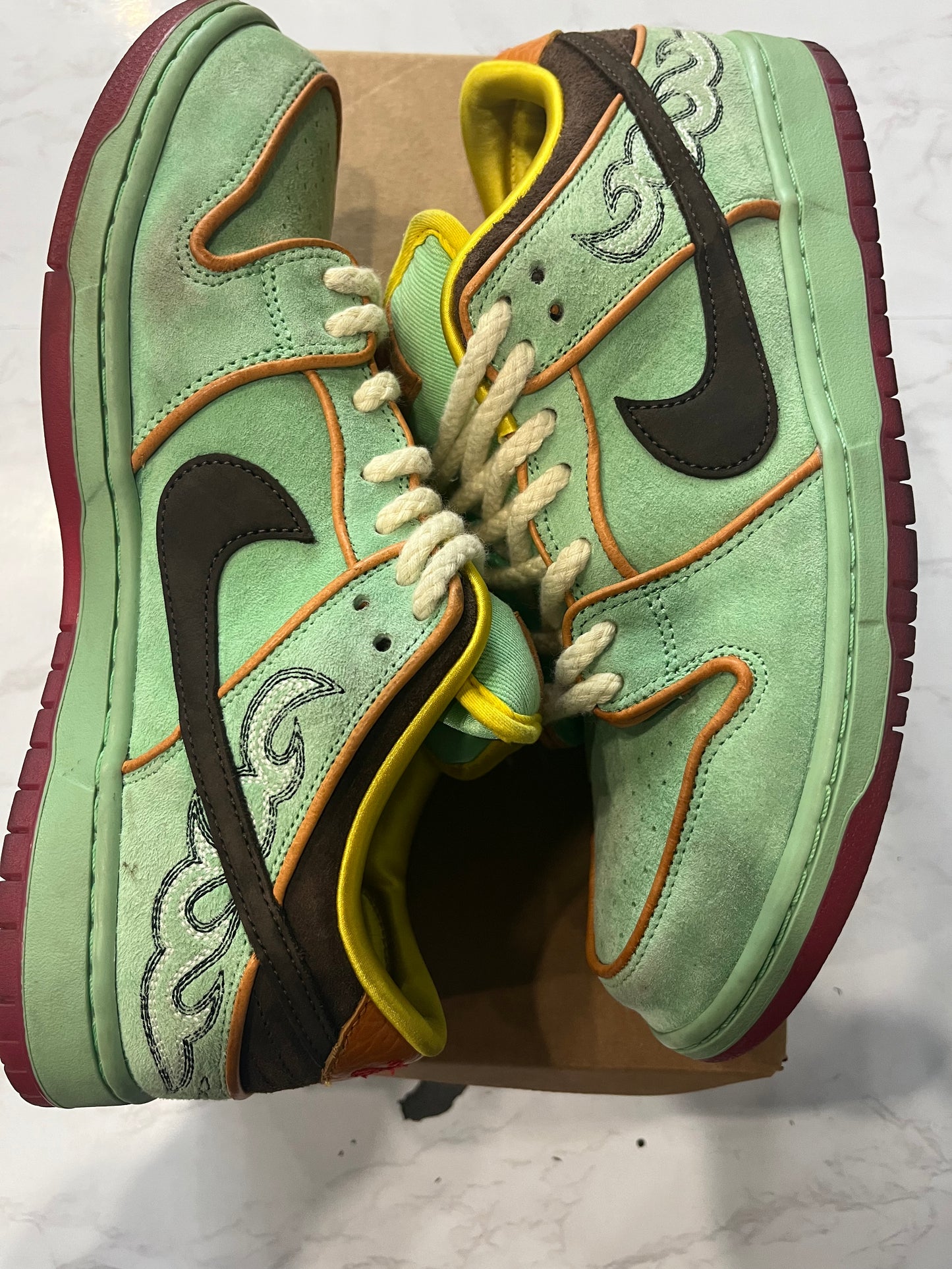 Nike SB Dunk Low Rodeo Tourmaline PRE-OWNED