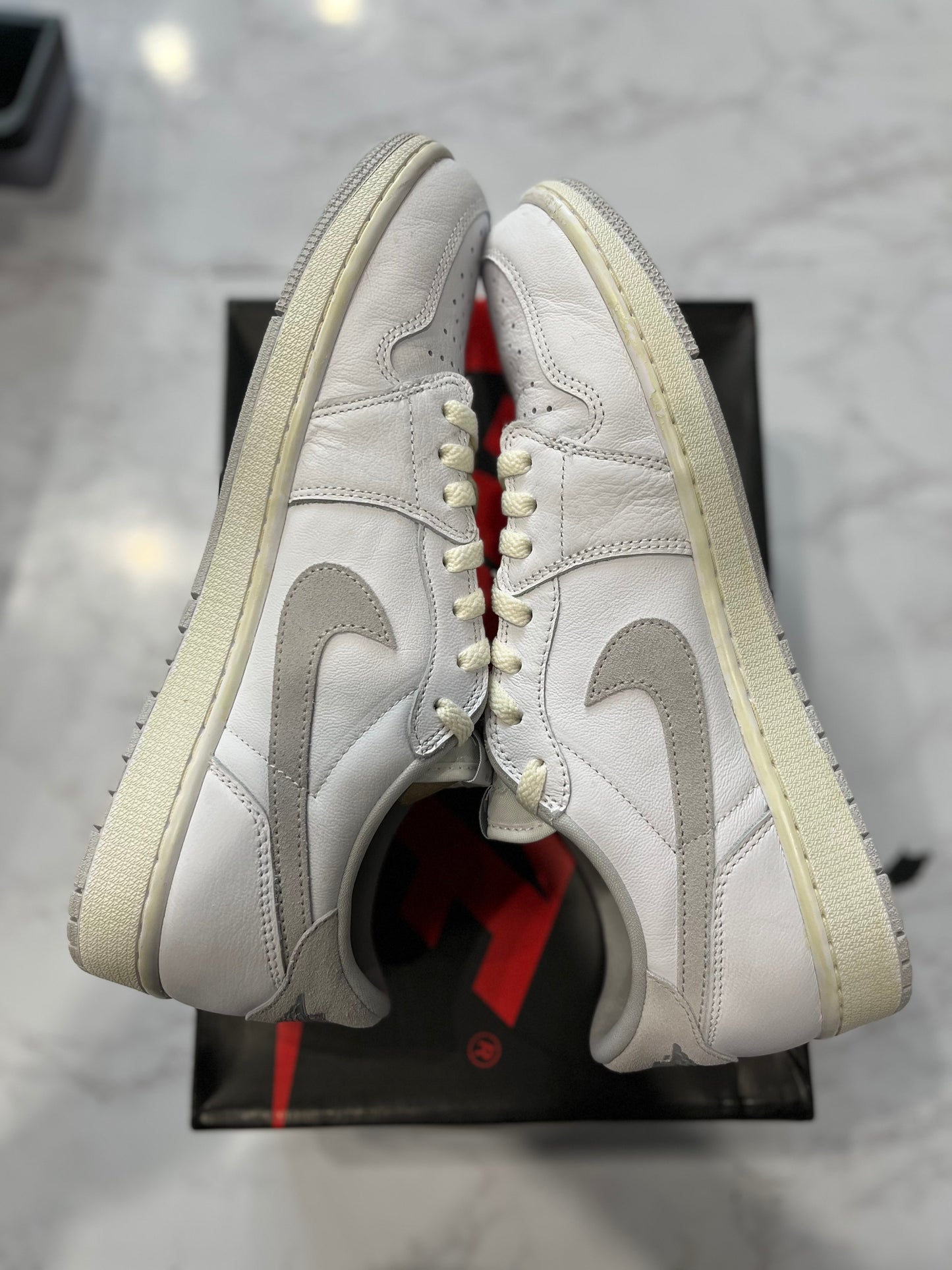 Jordan 1 Retro Low OG Neutral Grey 2021 PRE-OWNED