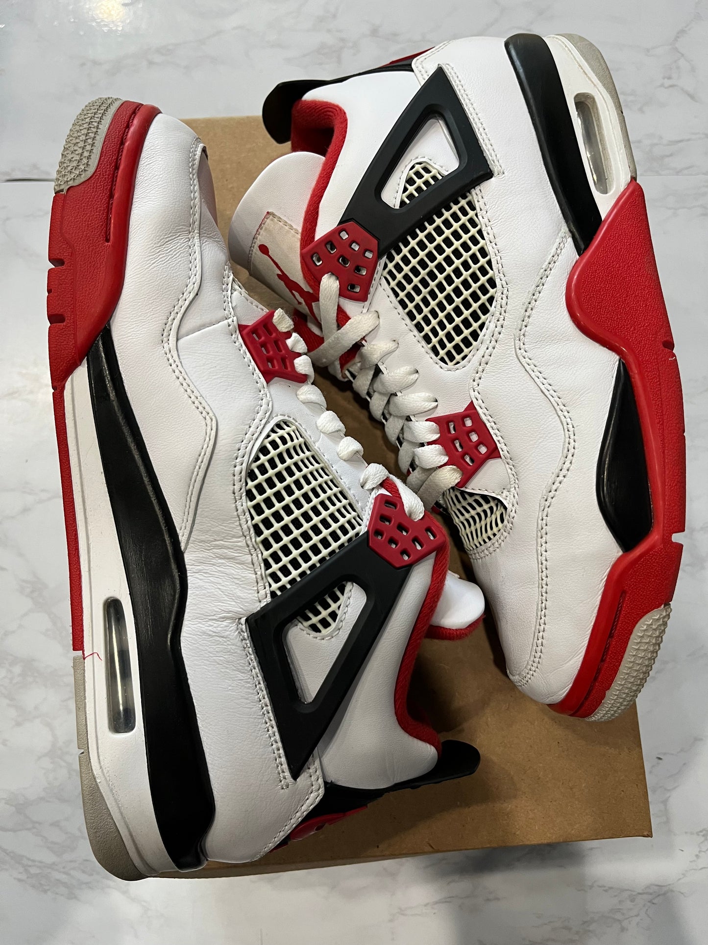 Jordan 4 Retro OG Fire Red 2020 PRE-OWNED