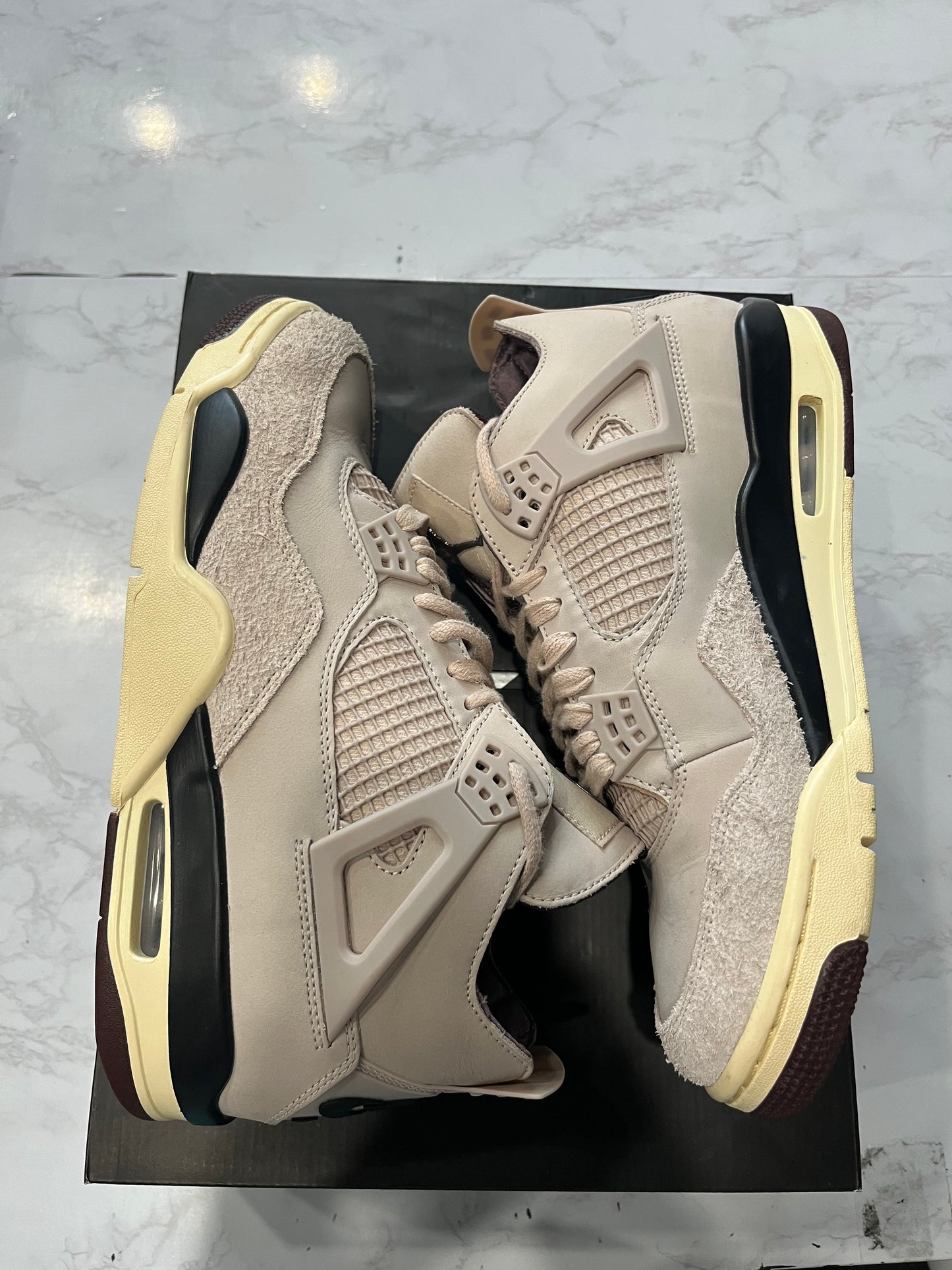 A Ma Maniere x Wmns Jordan 4 Retro Fossil Stone PRE OWNED