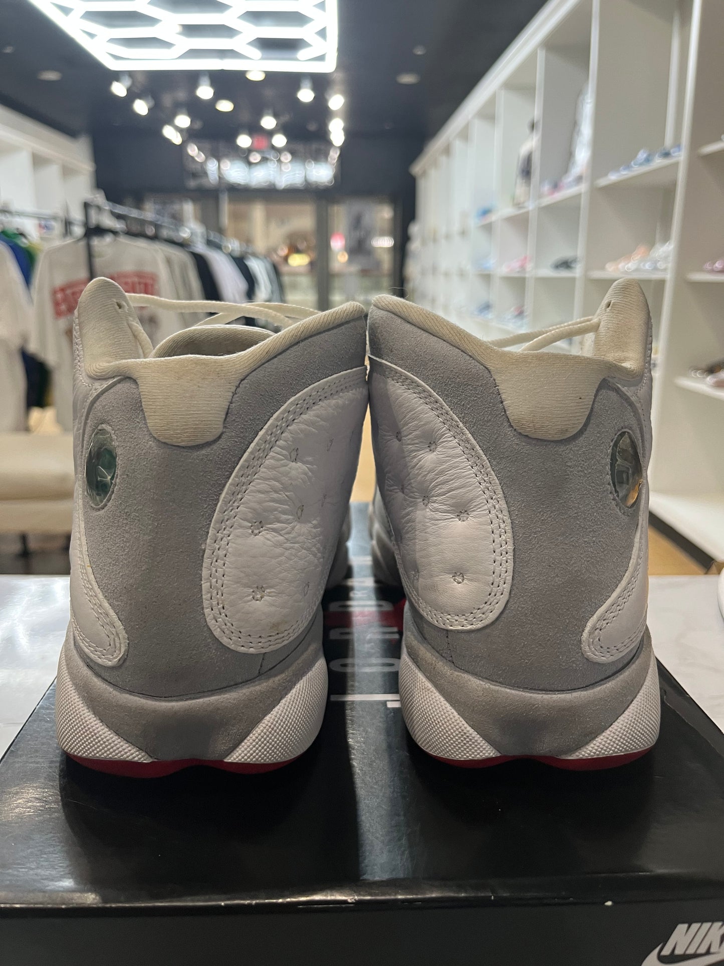 Jordan 13 Retro White Wolf Grey PRE-ONWED